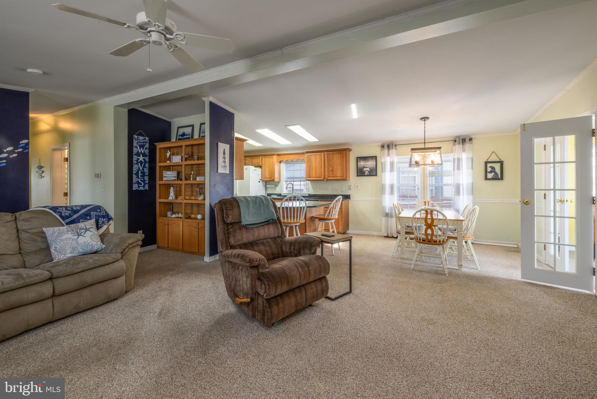 MARINERS COVE - Residential