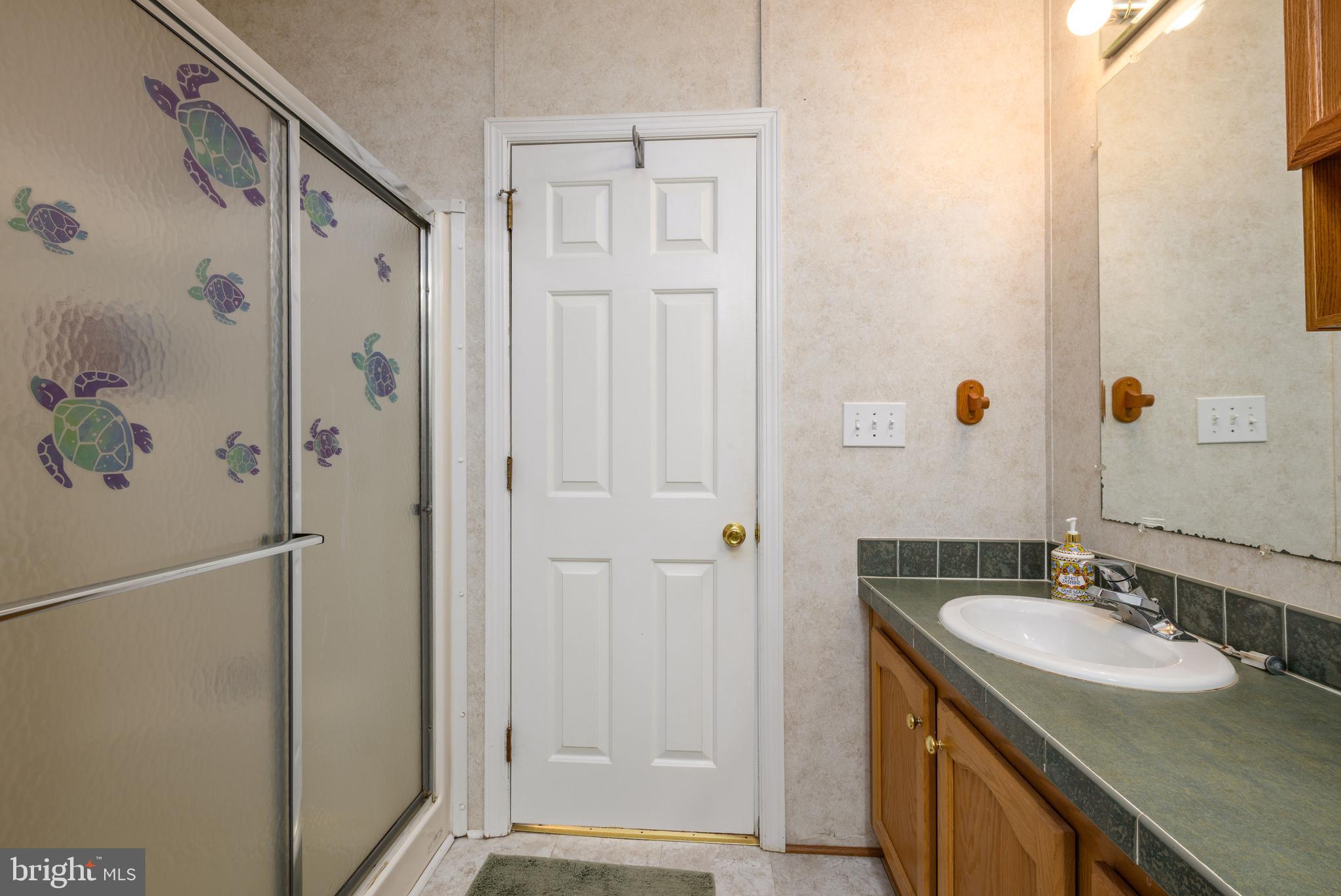 MARINERS COVE - Residential