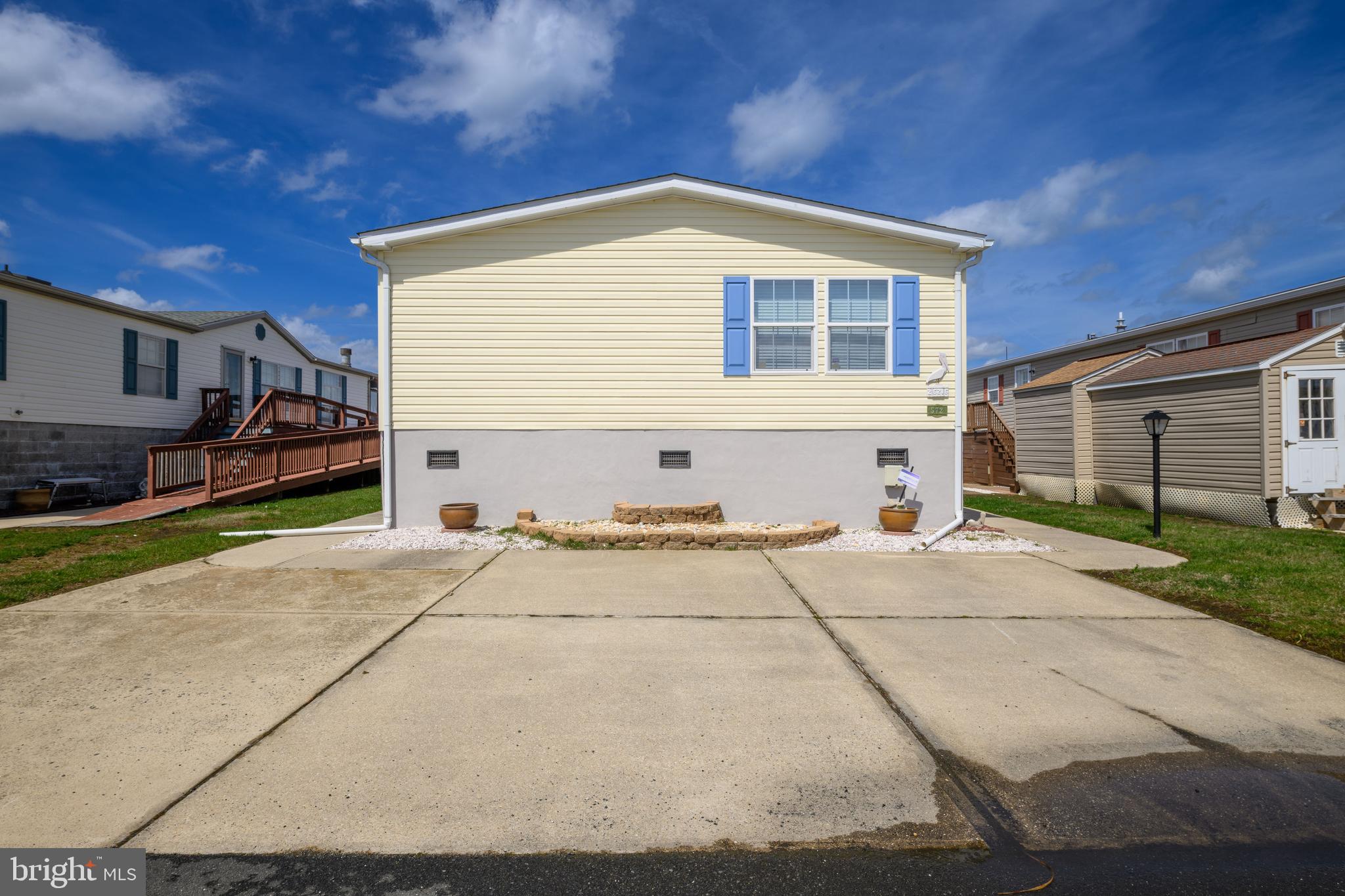 MARINERS COVE - Residential