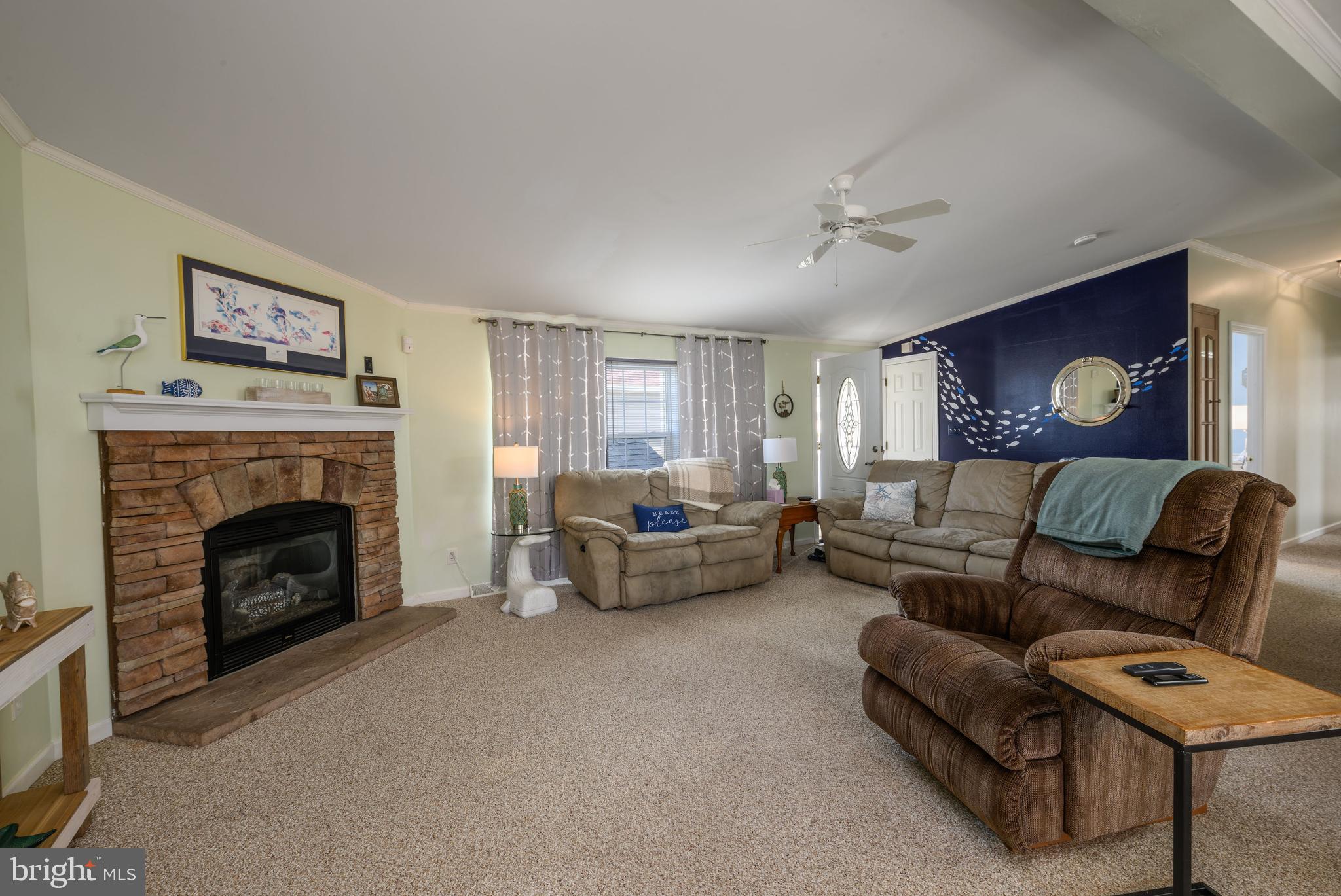 MARINERS COVE - Residential