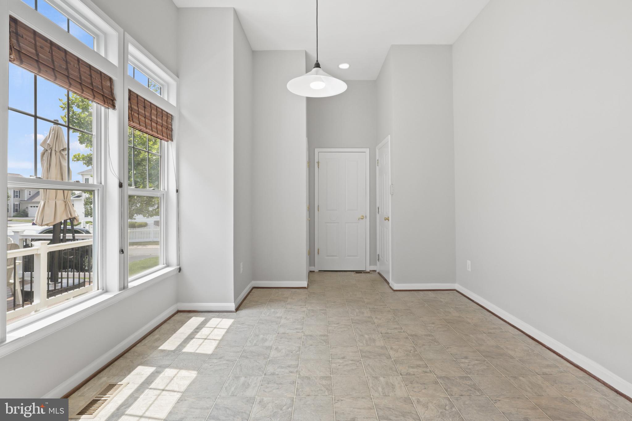 STONE RIDGE SOUTH - Residential Lease