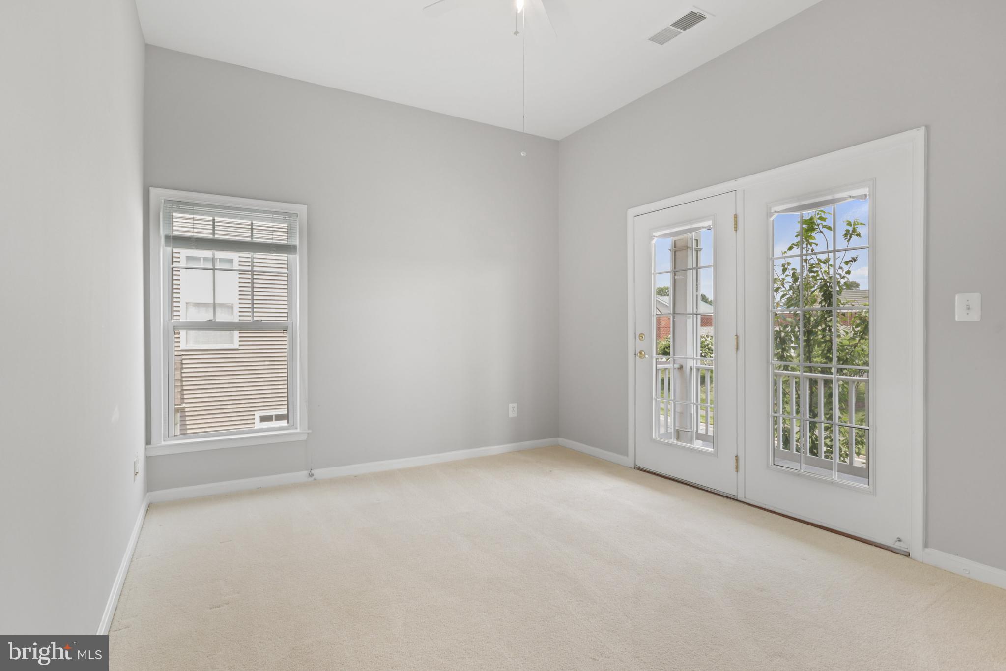 STONE RIDGE SOUTH - Residential Lease