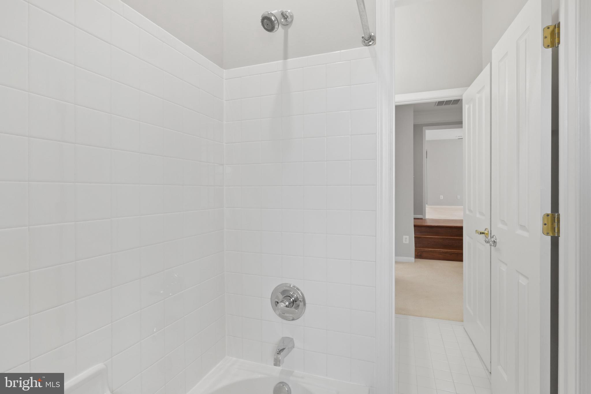 STONE RIDGE SOUTH - Residential Lease