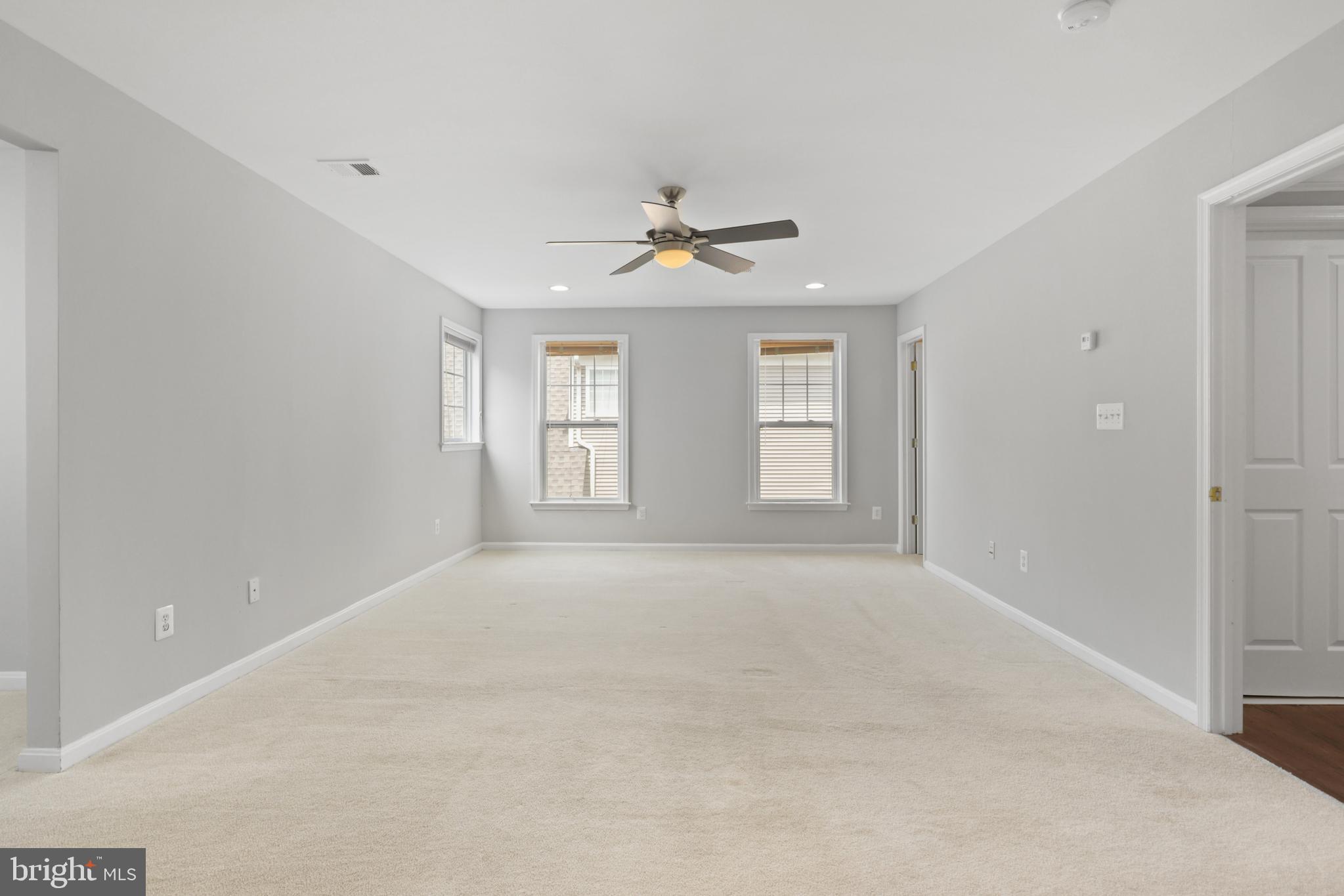 STONE RIDGE SOUTH - Residential Lease