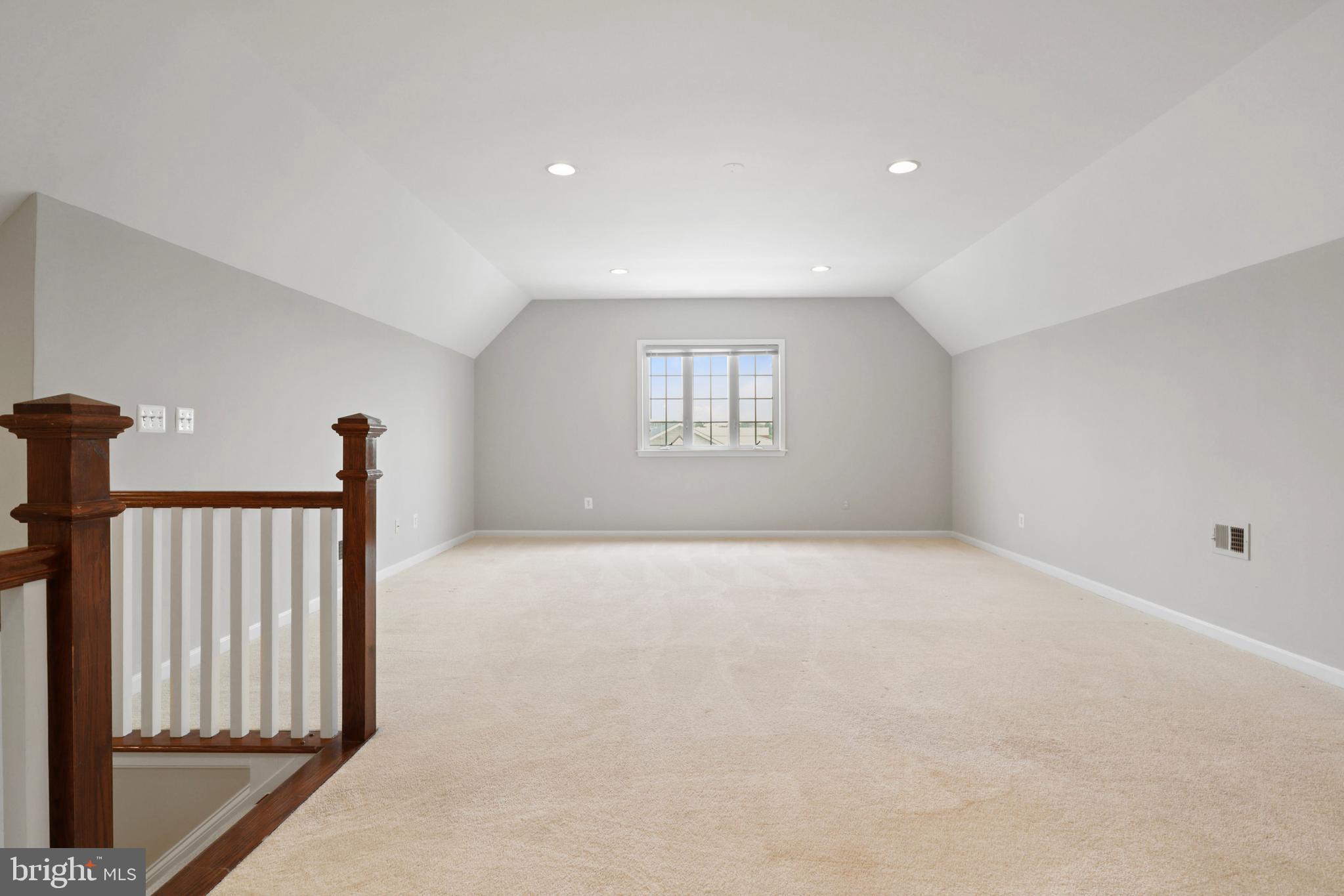 STONE RIDGE SOUTH - Residential Lease