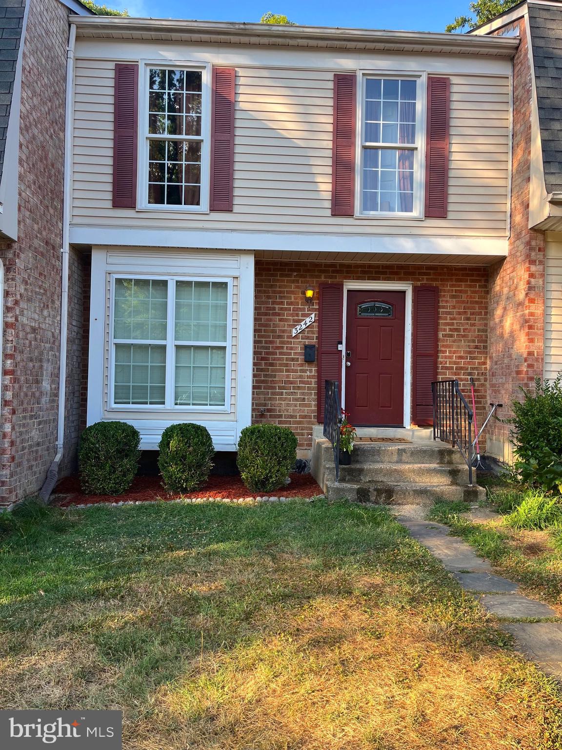 LAKE RIDGE - Residential Lease