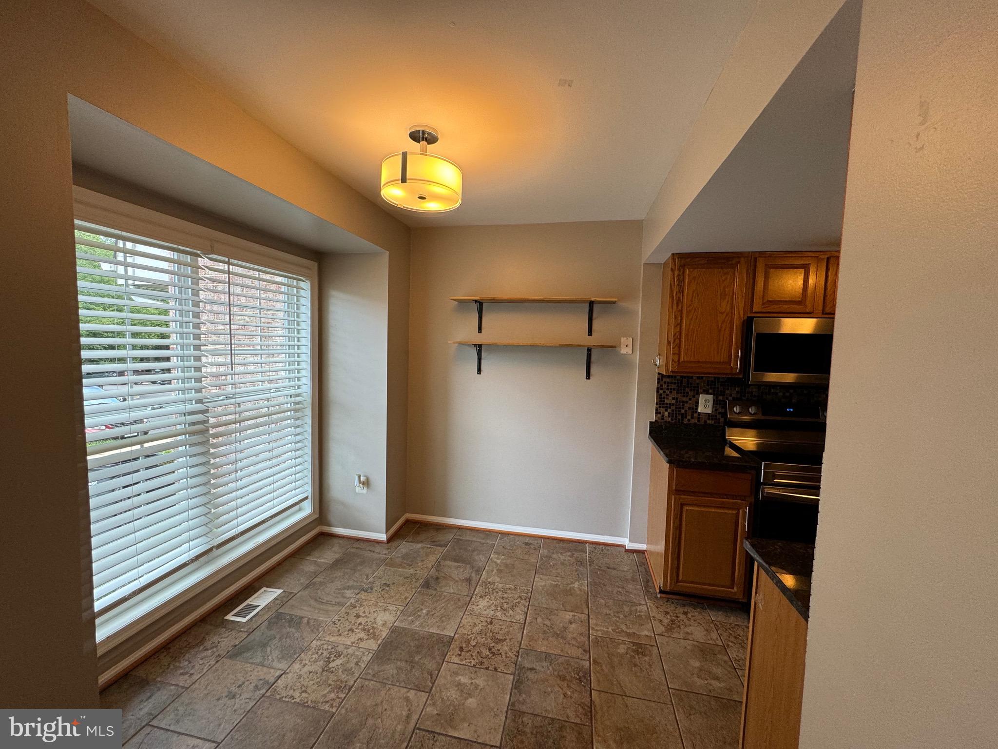 LAKE RIDGE - Residential Lease