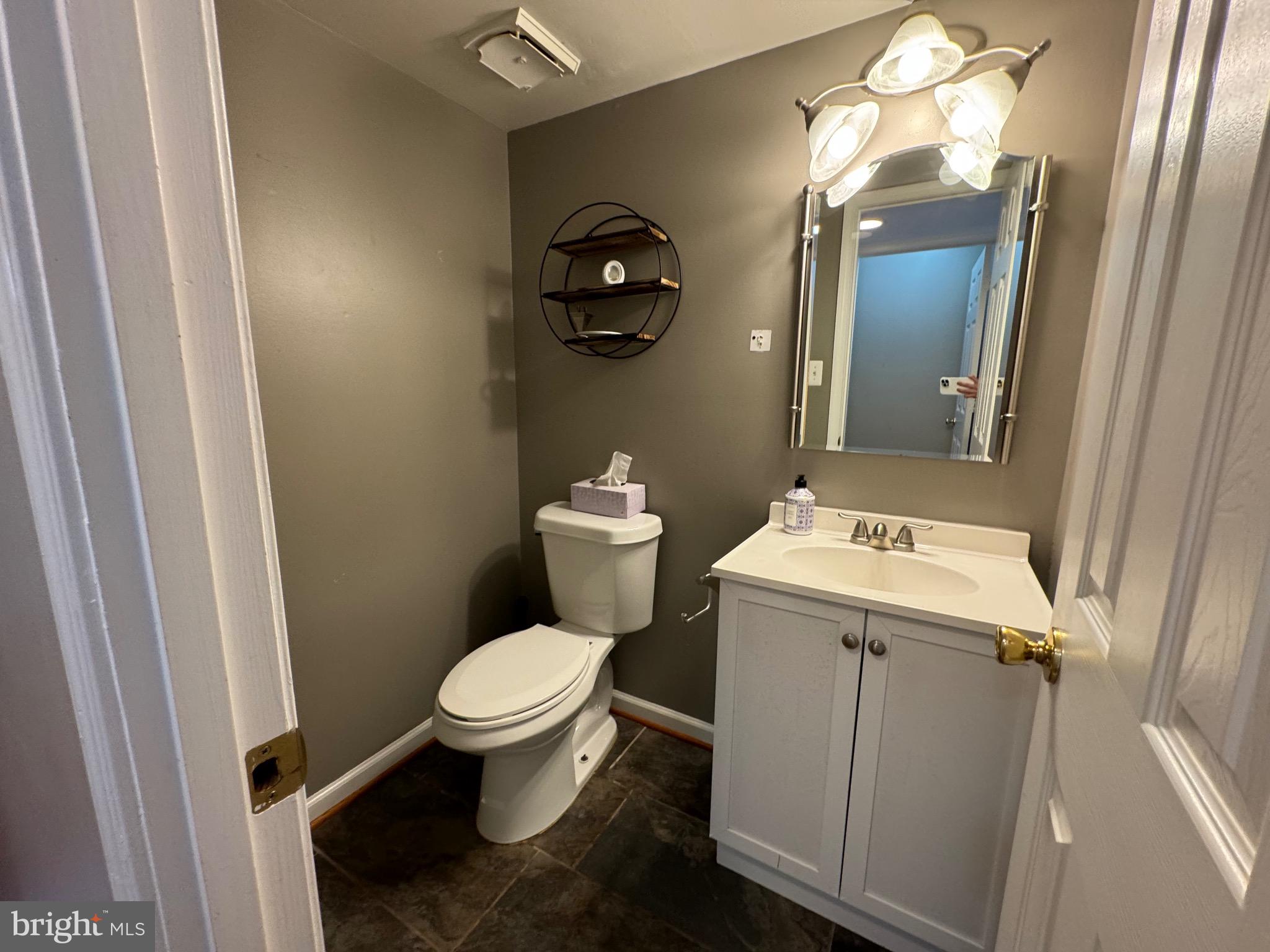 LAKE RIDGE - Residential Lease