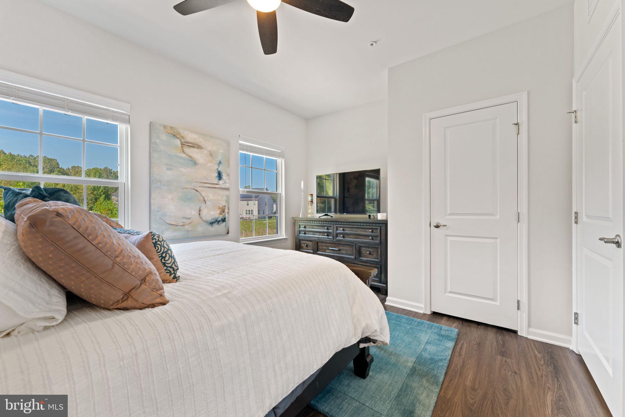 OAK CREEK CLUB - Residential