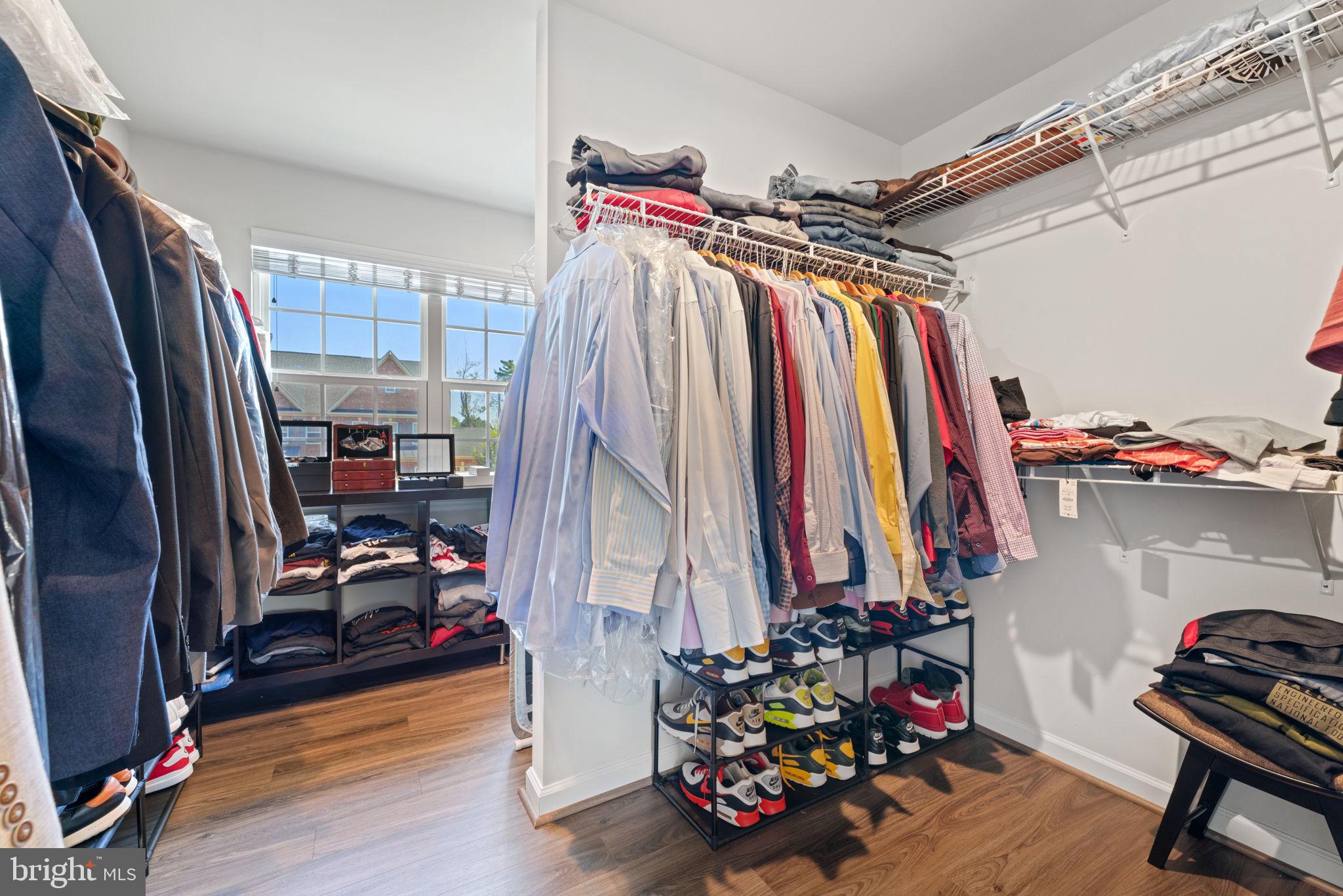 OAK CREEK CLUB - Residential