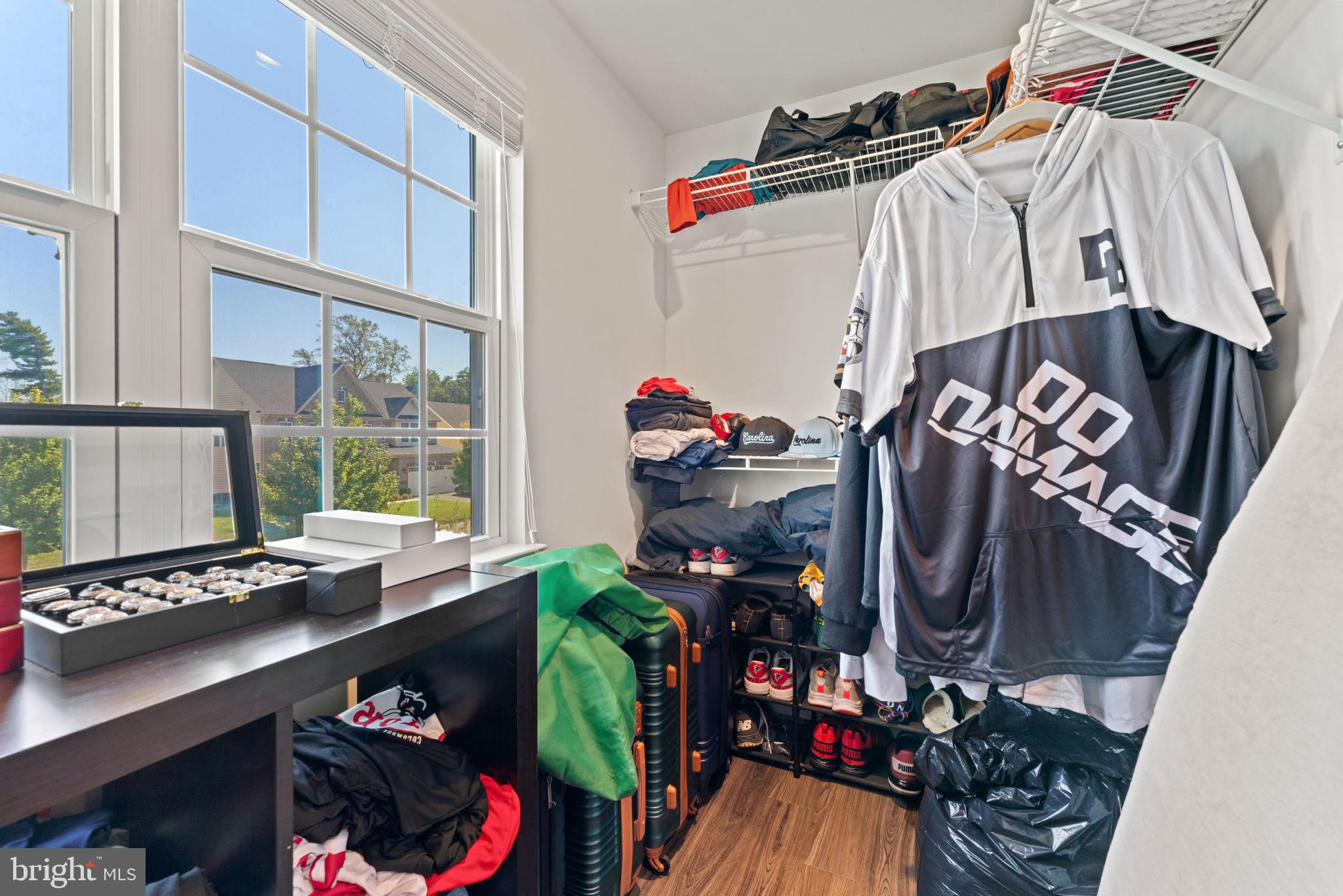 OAK CREEK CLUB - Residential