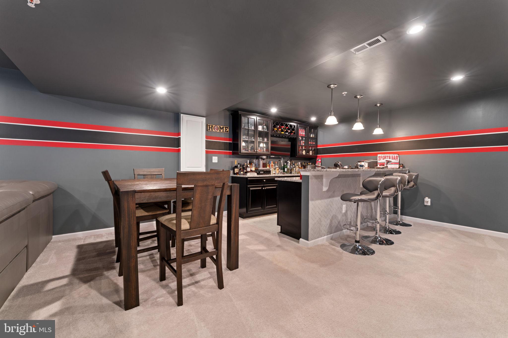 OAK CREEK CLUB - Residential