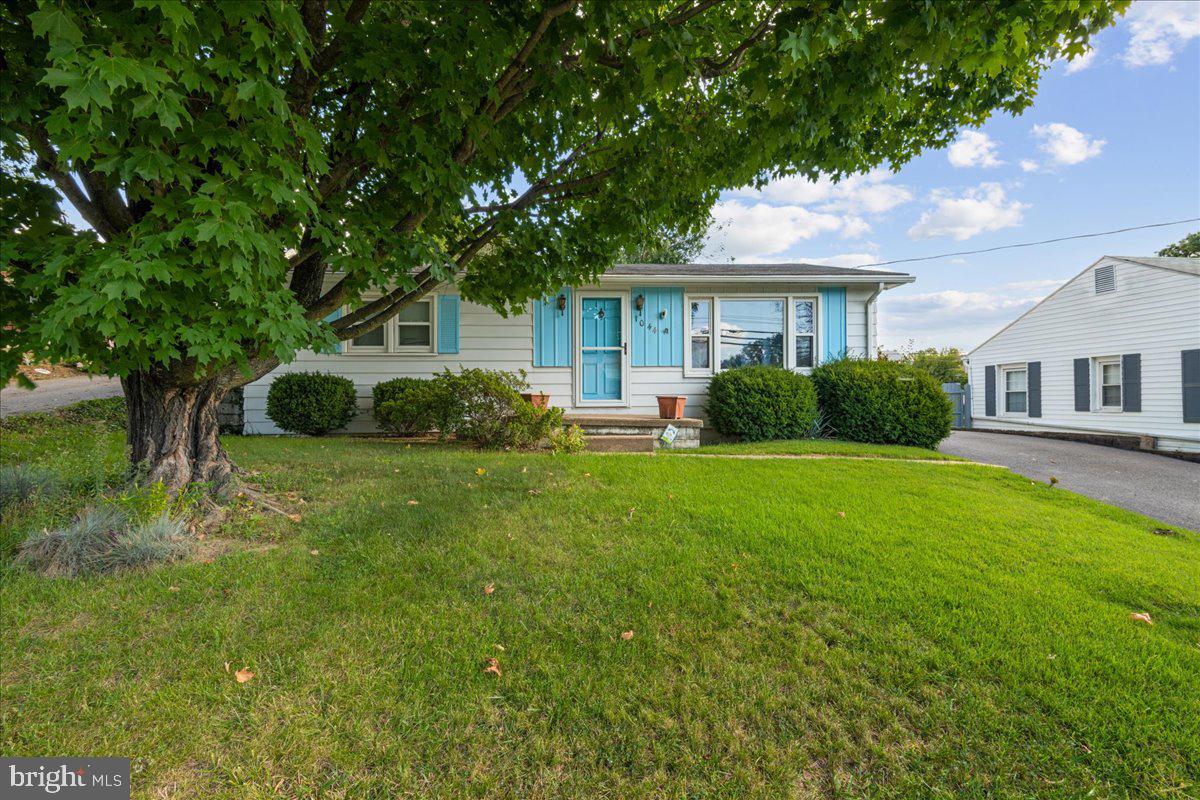 1044 MOUNT AETNA ROAD