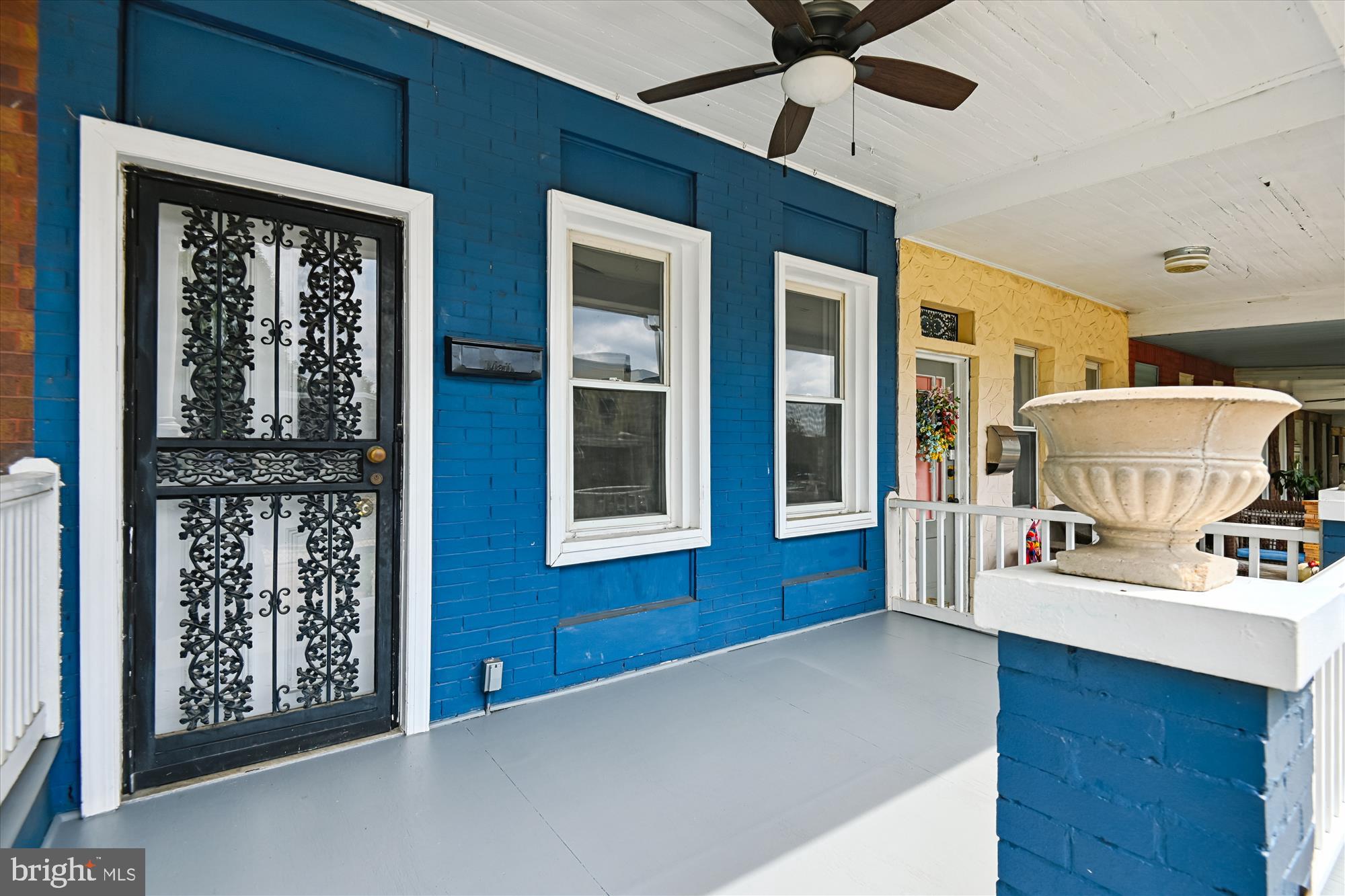 850 W 37TH STREET