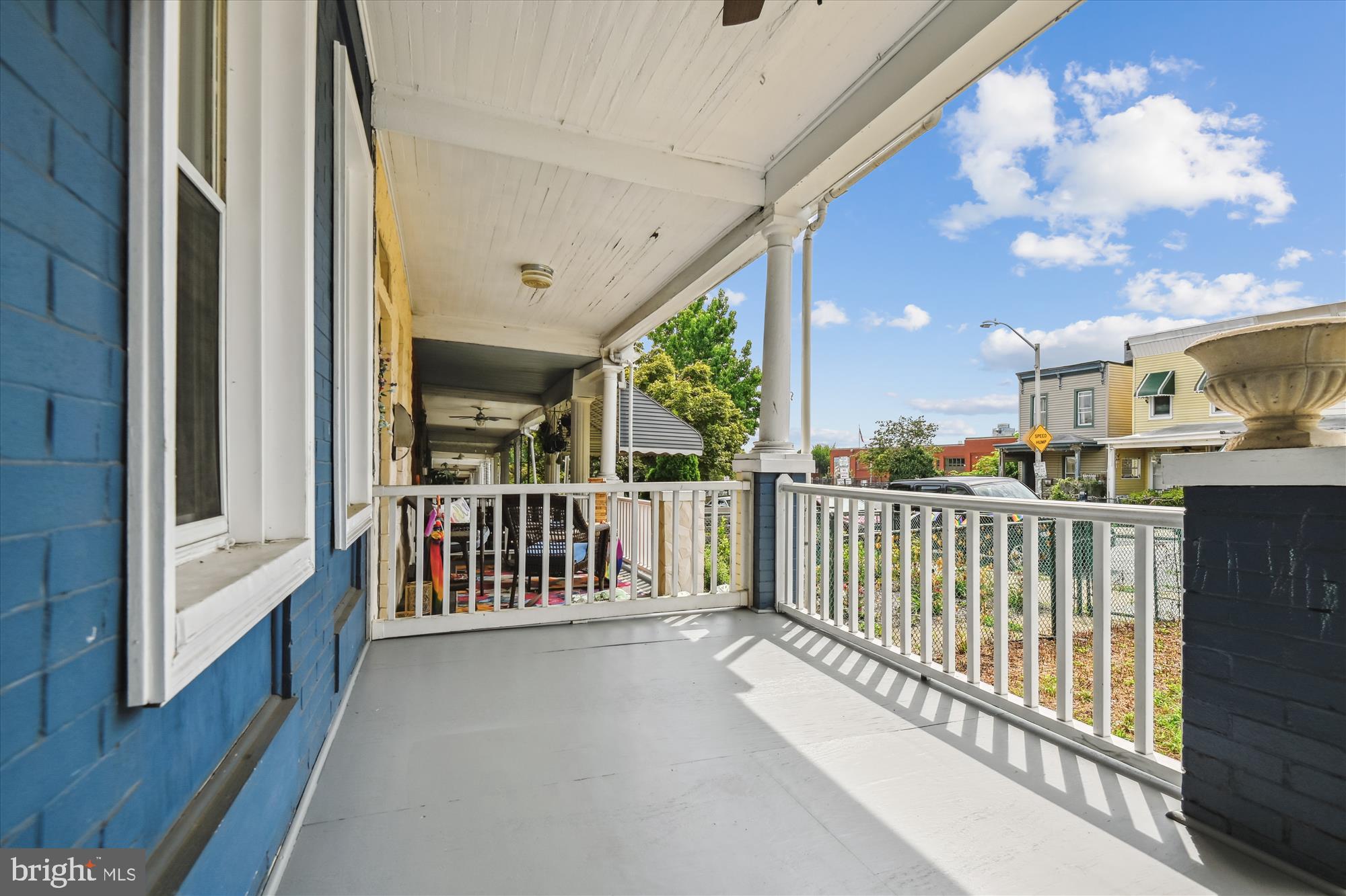 850 W 37TH STREET