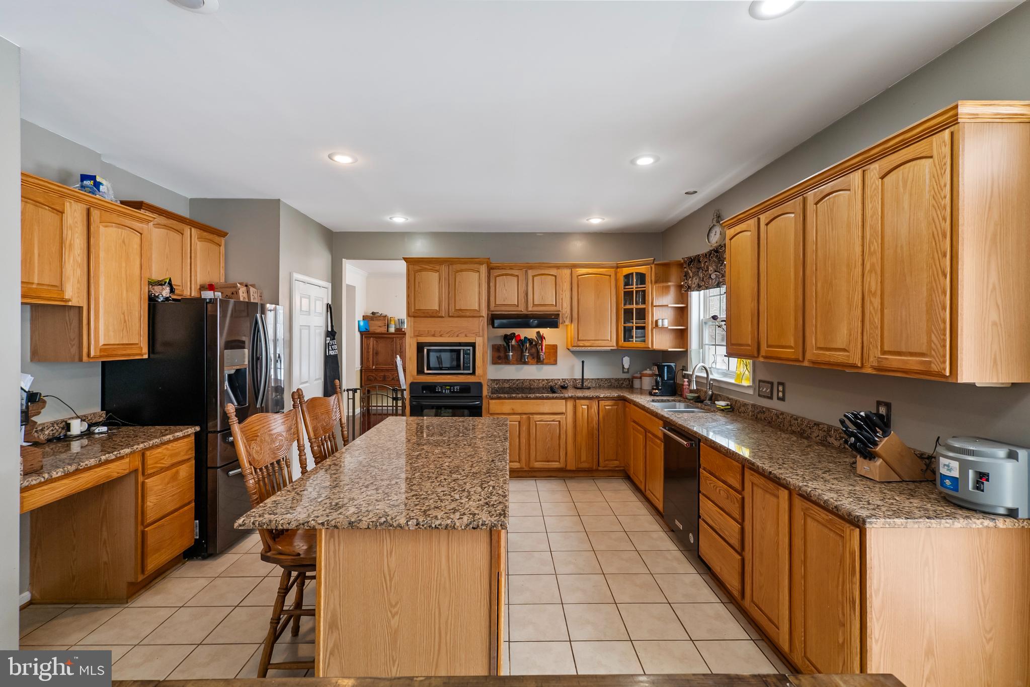 SUMMIT VIEW ESTATES - Residential