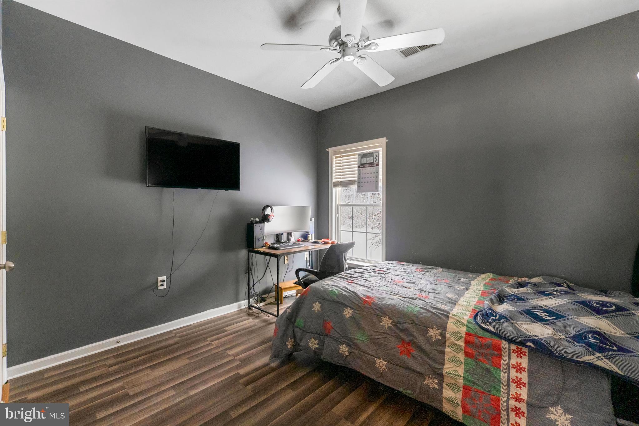 SUMMIT VIEW ESTATES - Residential