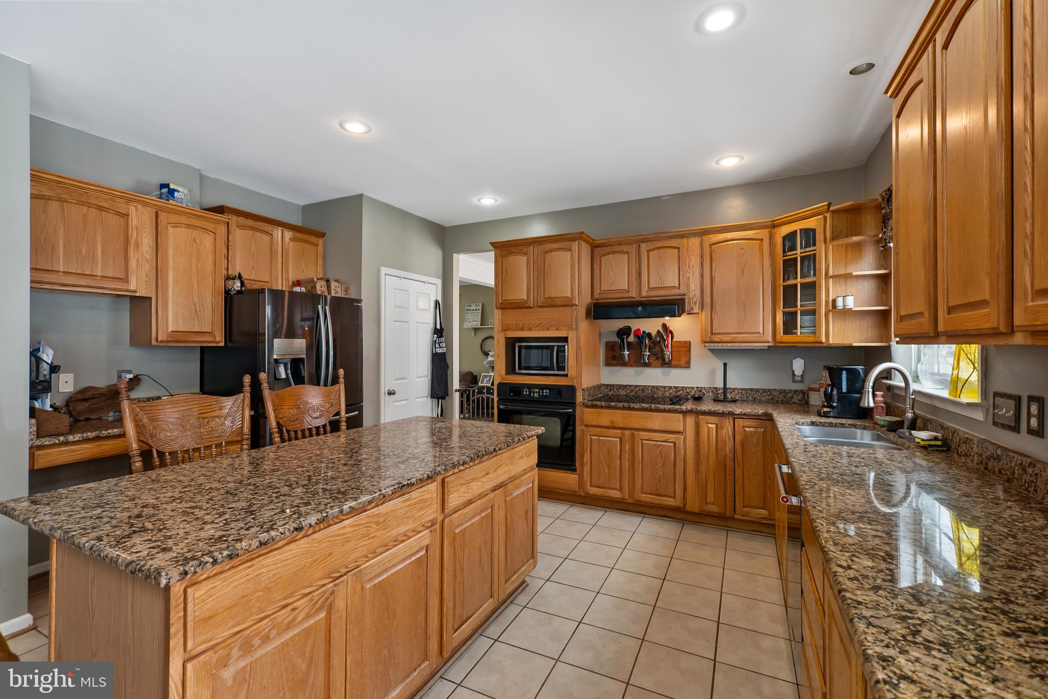 SUMMIT VIEW ESTATES - Residential