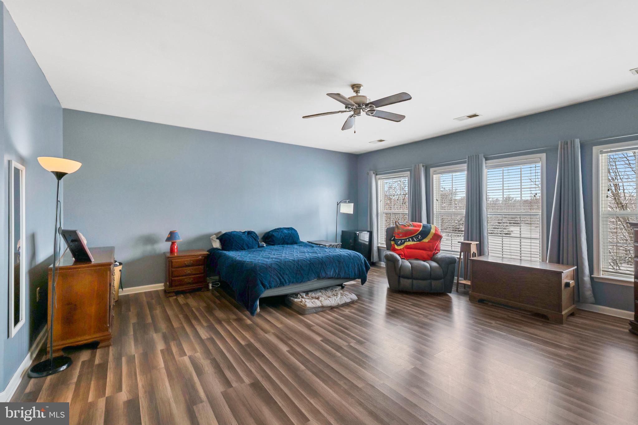 SUMMIT VIEW ESTATES - Residential