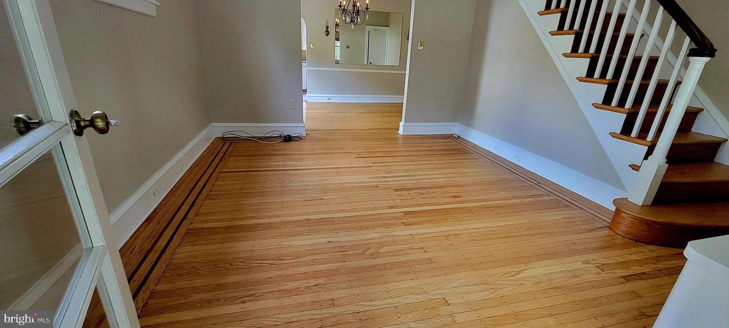 FOX CHASE - Residential