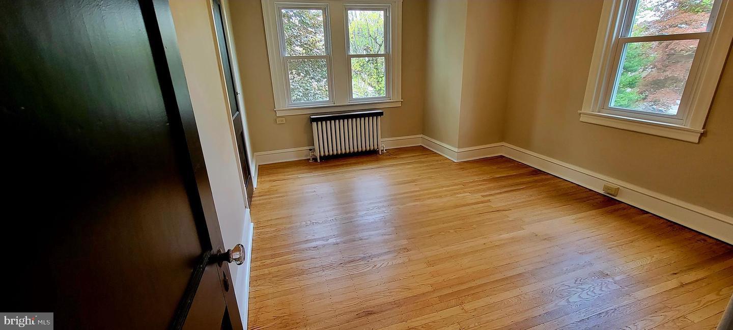 FOX CHASE - Residential