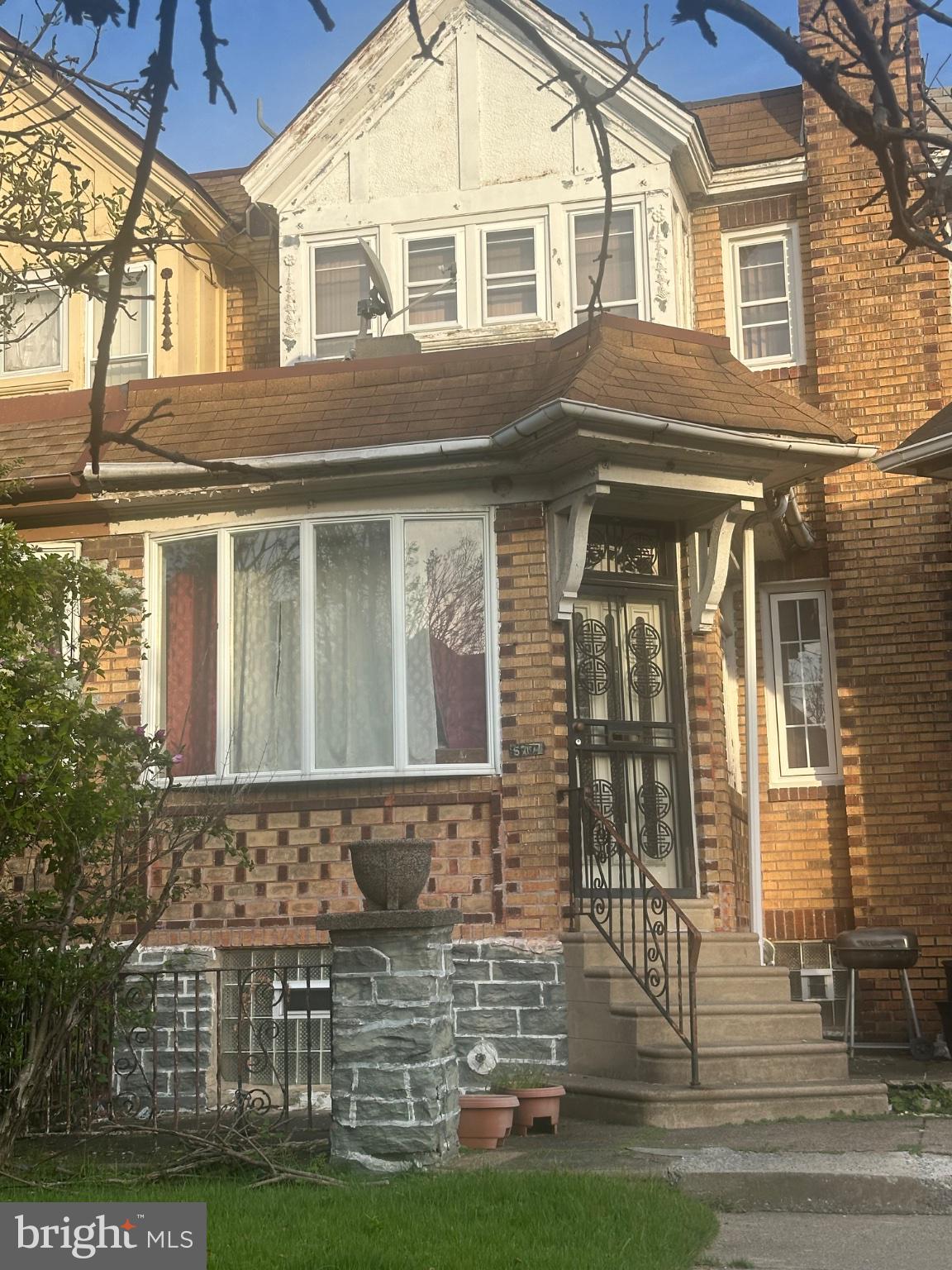 5717 VIRGINIAN ROAD
