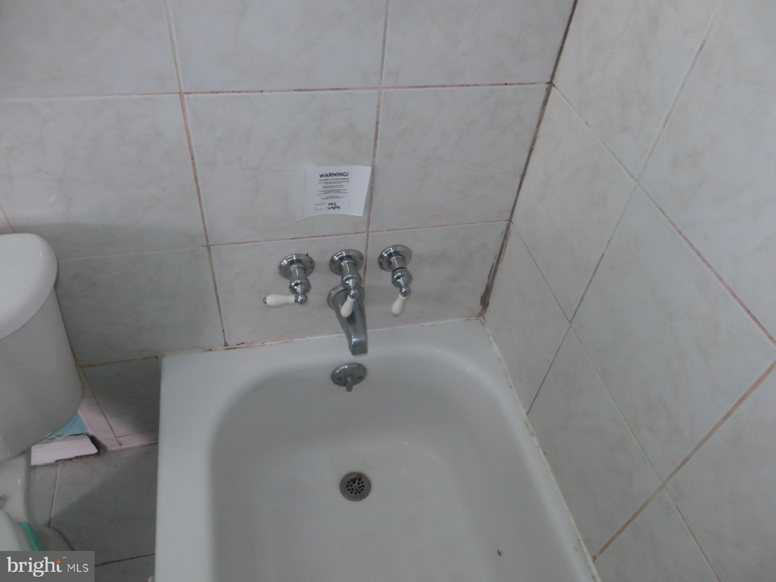 BEDFORD TOWNE CONDO - Residential