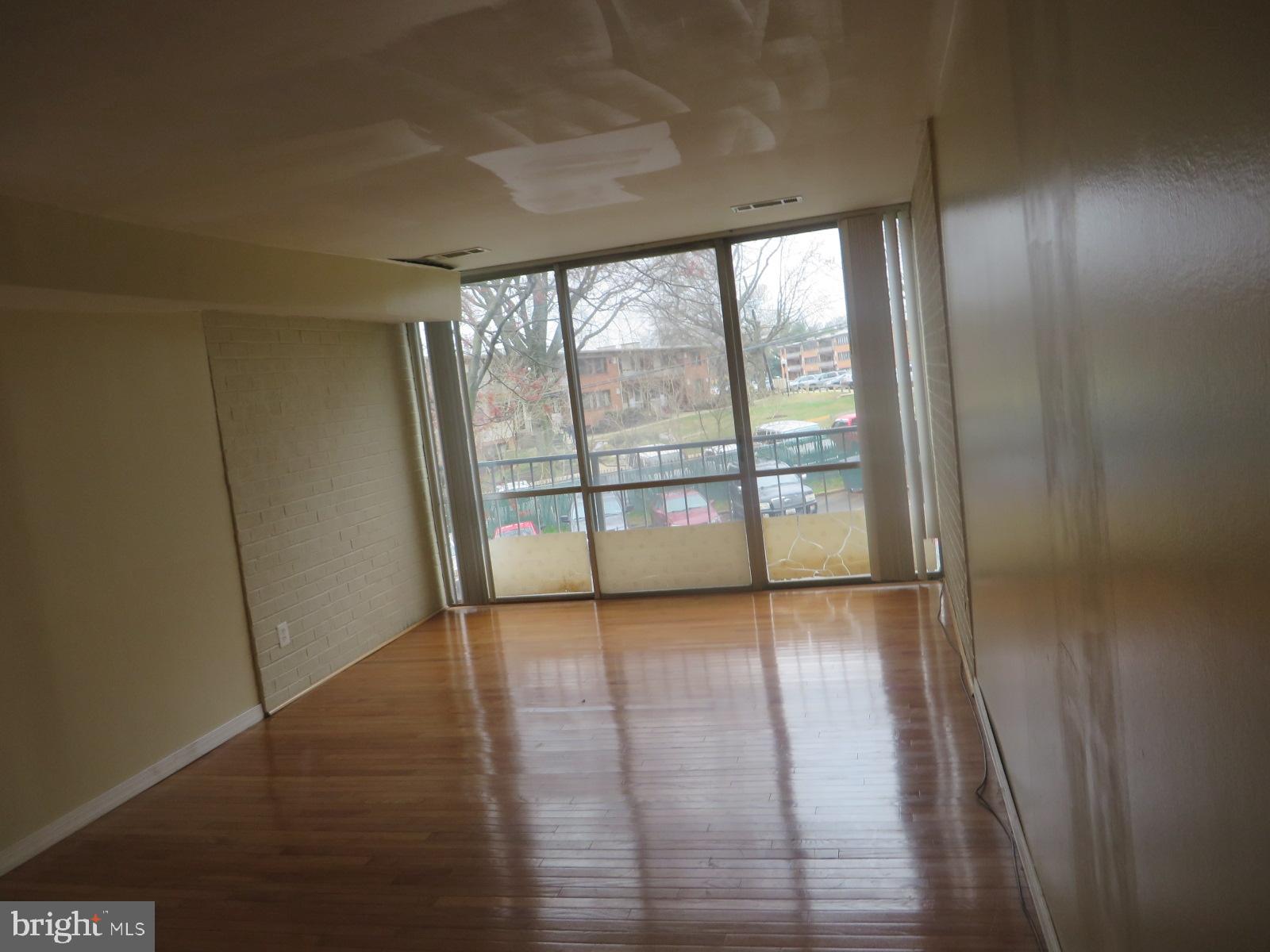 BEDFORD TOWNE CONDO - Residential