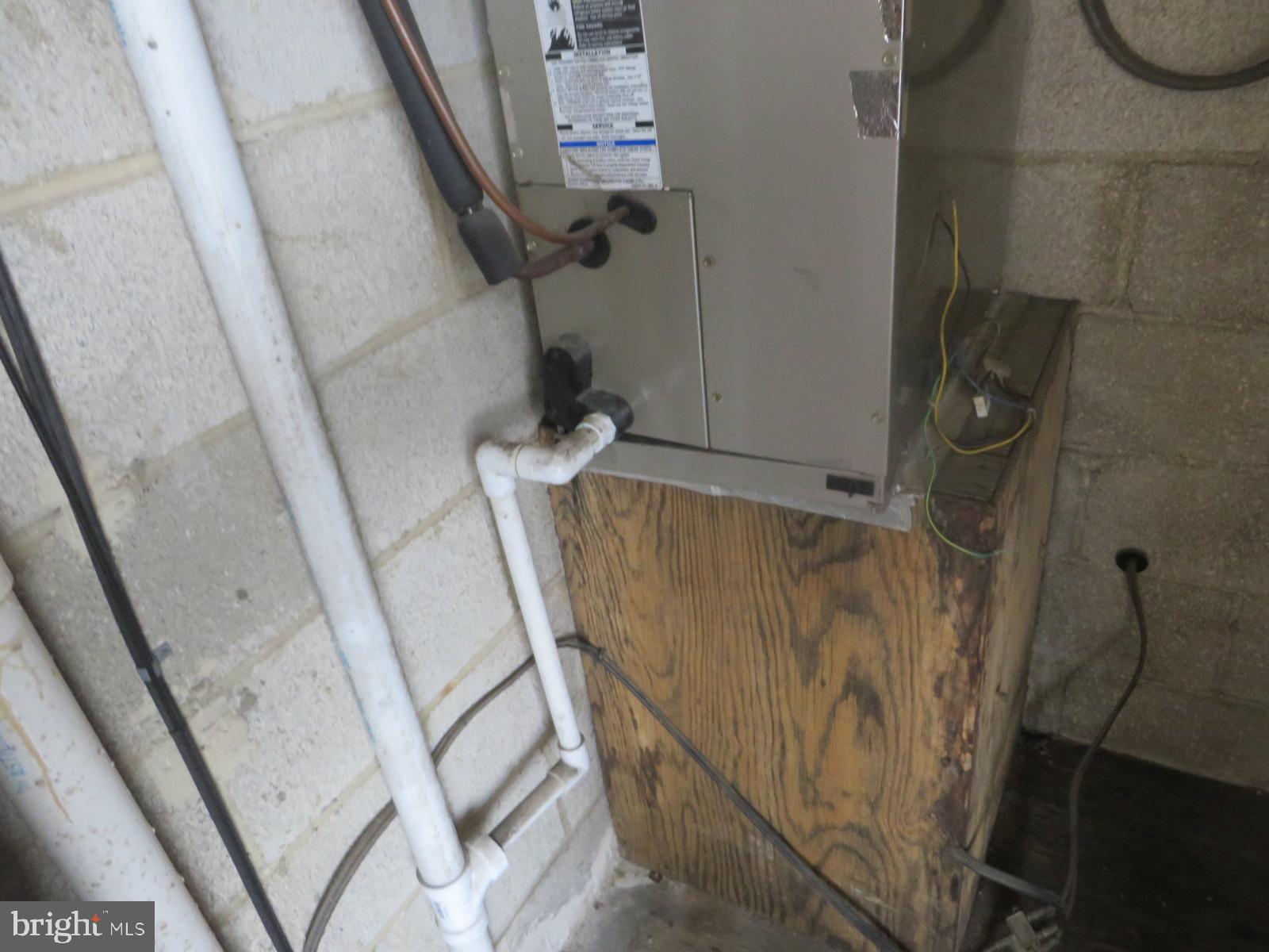 BEDFORD TOWNE CONDO - Residential