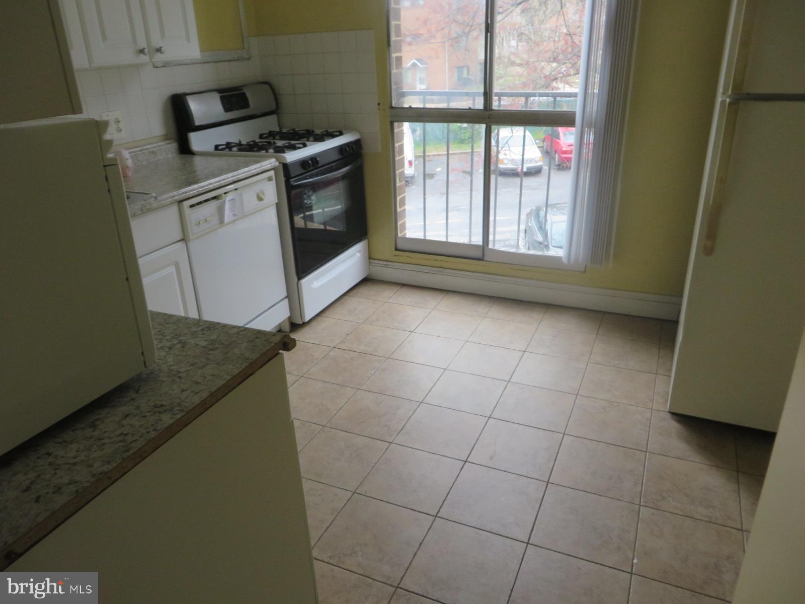 BEDFORD TOWNE CONDO - Residential