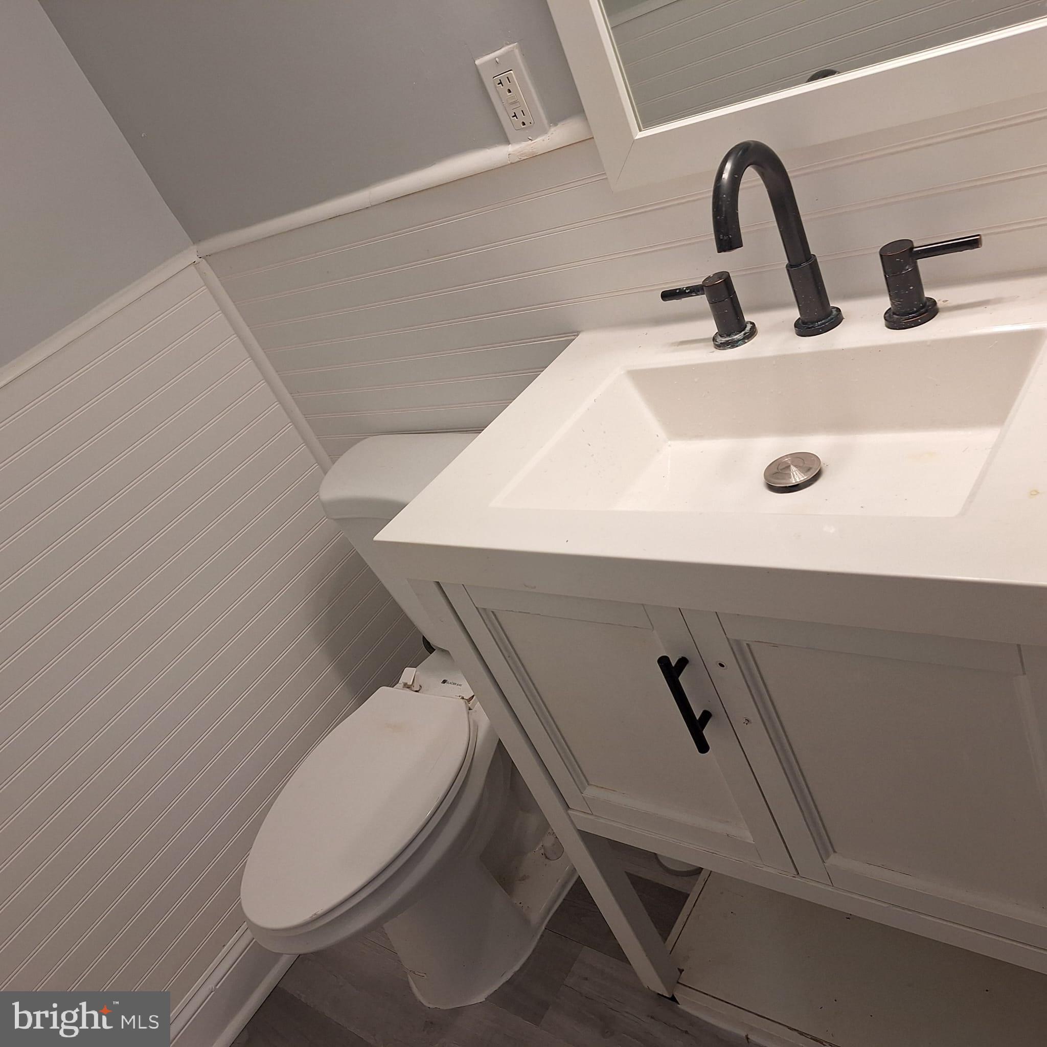 PARK CIRCLE - Residential Lease