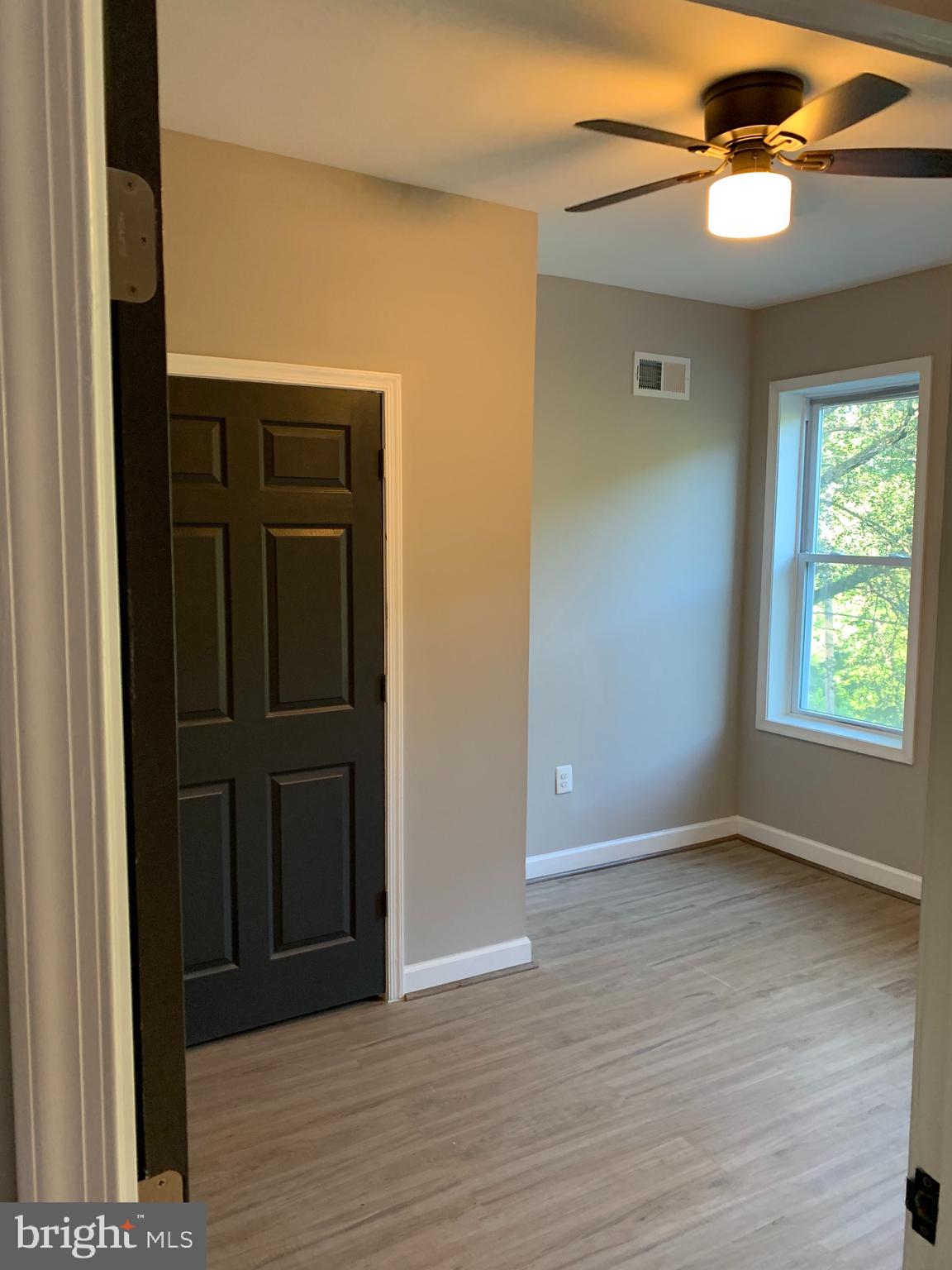 PARK CIRCLE - Residential Lease