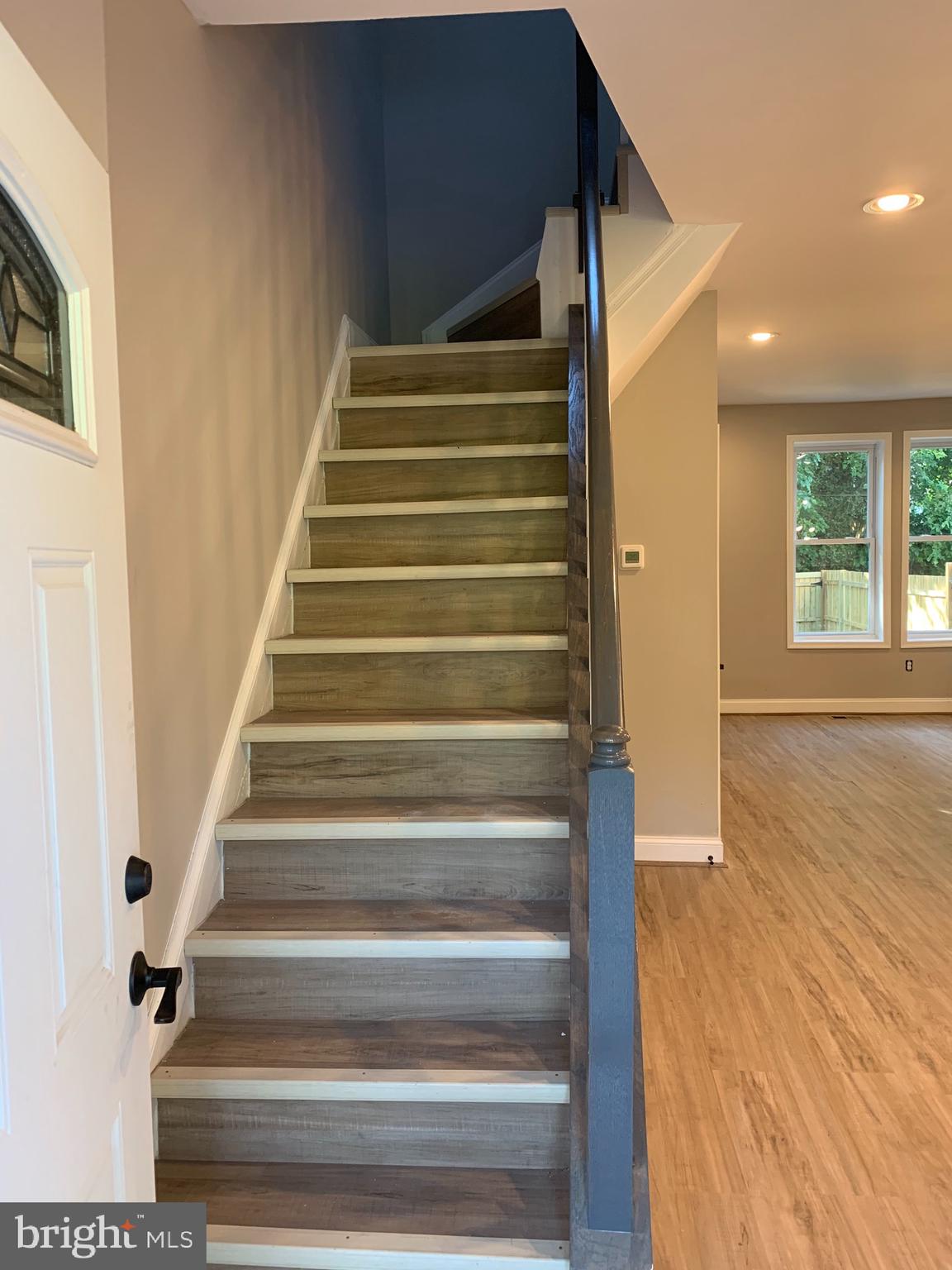 PARK CIRCLE - Residential Lease