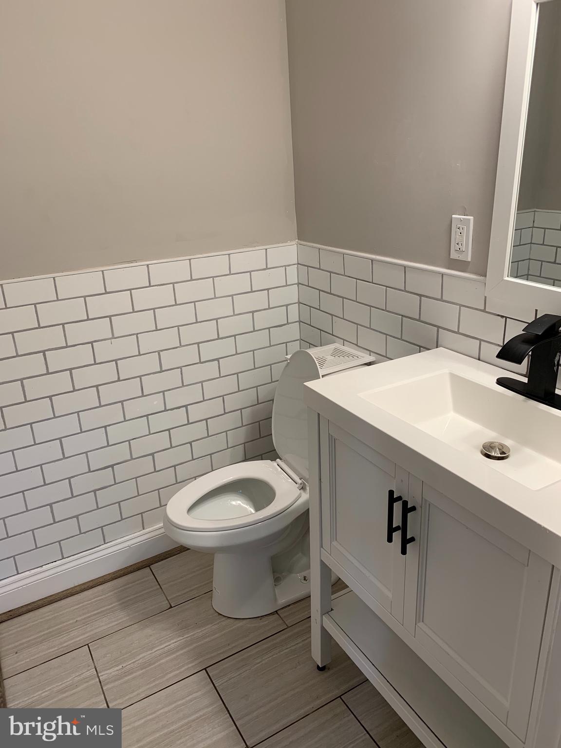 PARK CIRCLE - Residential Lease