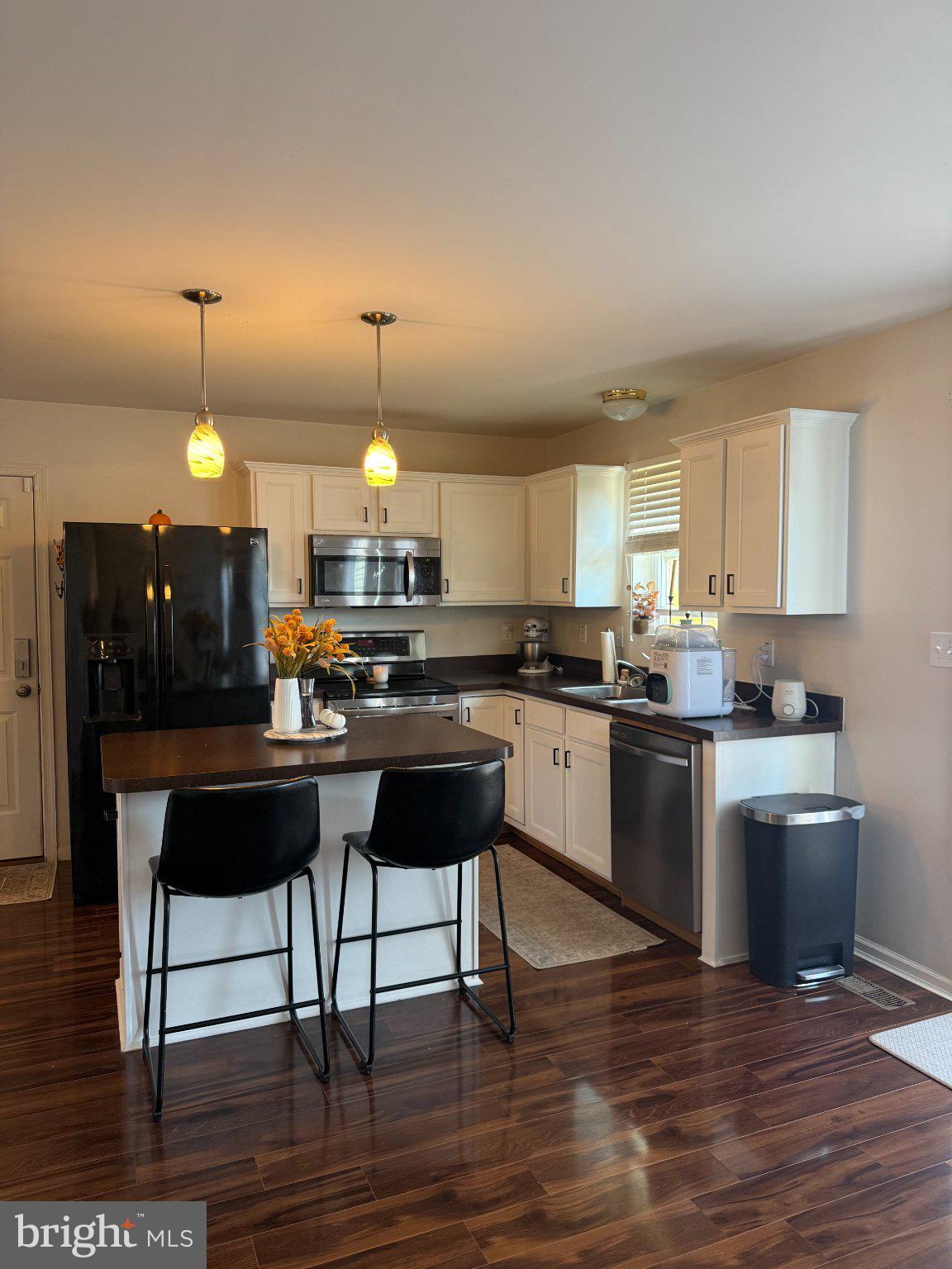 148 W IMPERIAL DRIVE