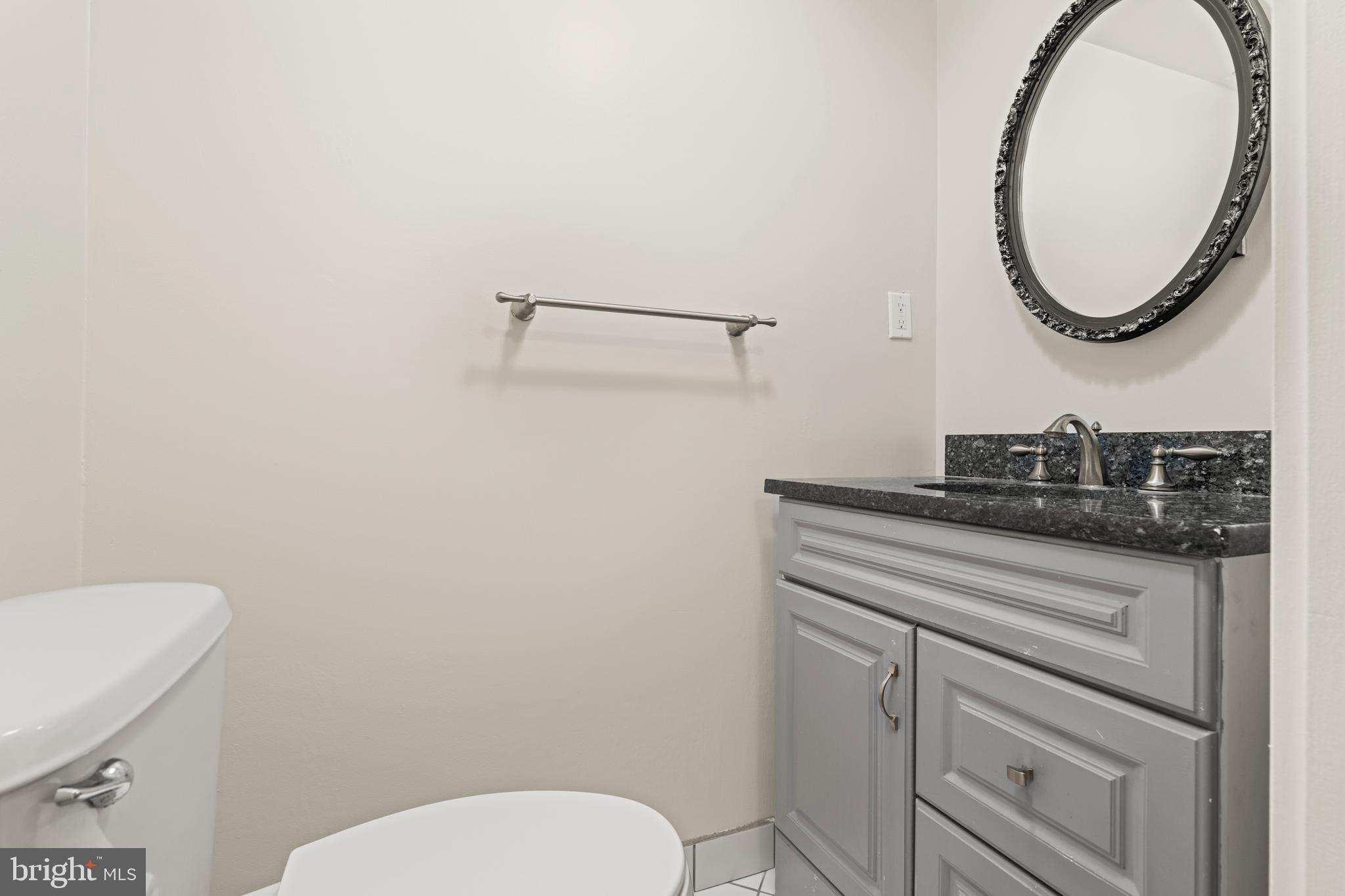 CROFTON TOWNE/PARK - Residential