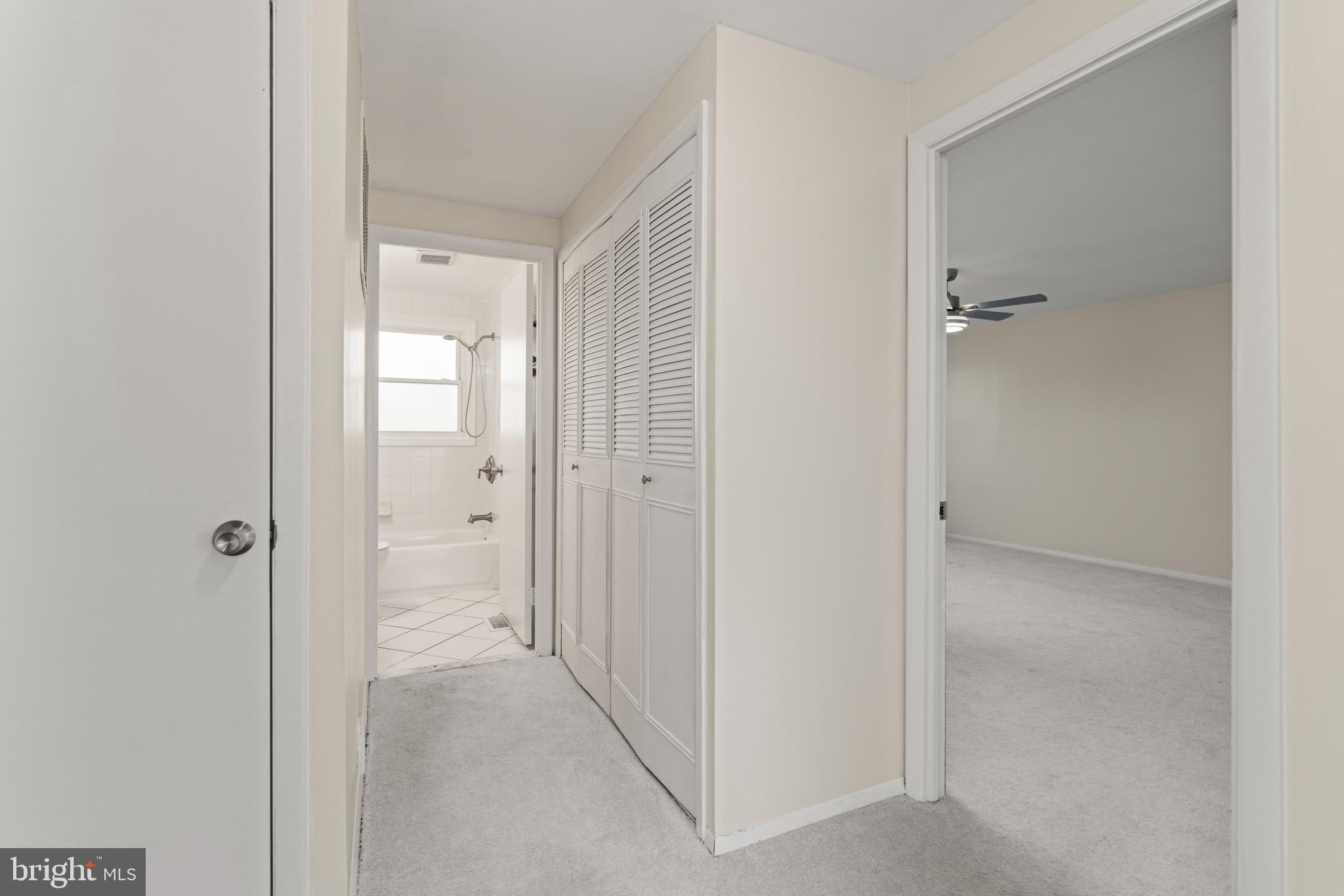 CROFTON TOWNE/PARK - Residential