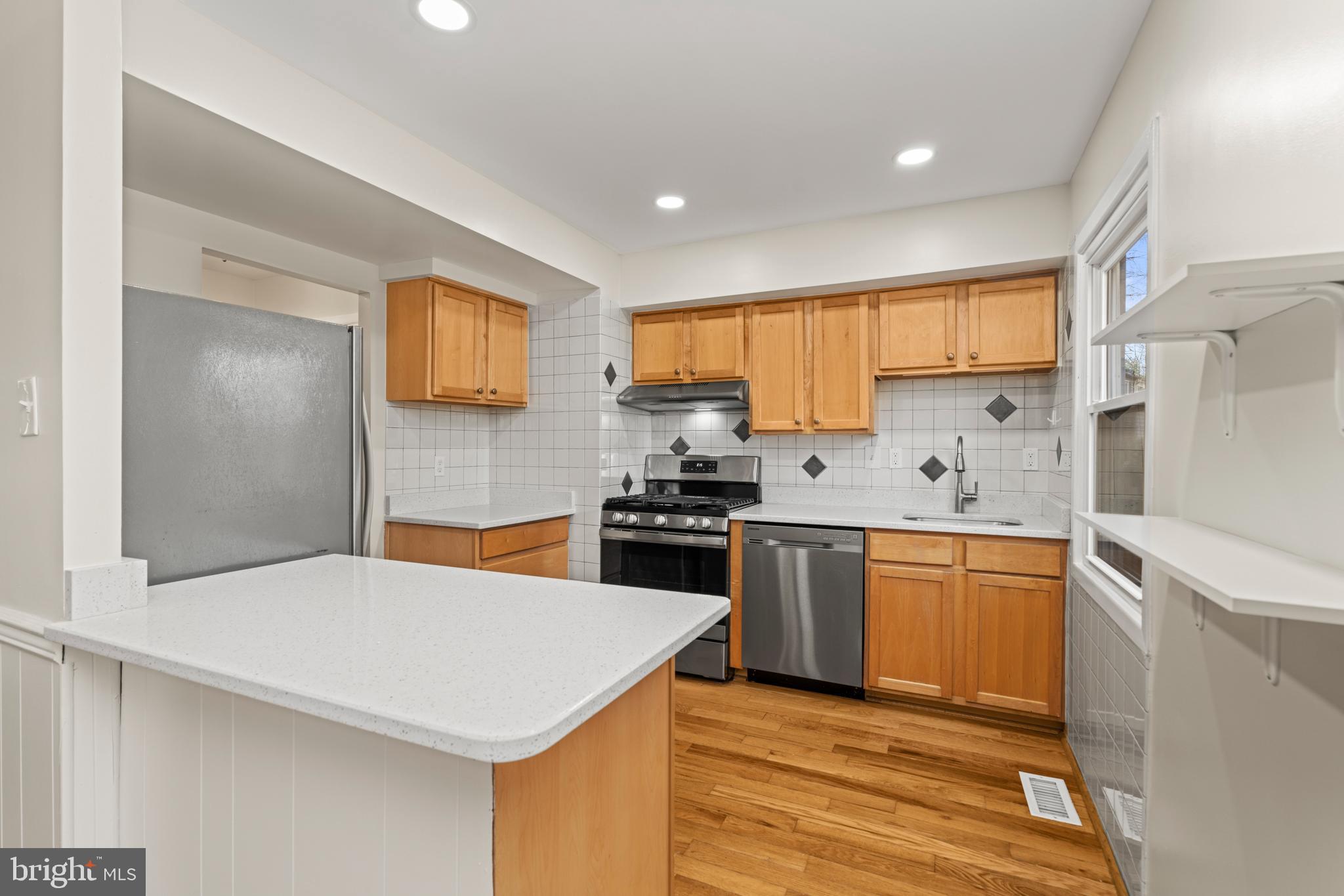 CROFTON TOWNE/PARK - Residential