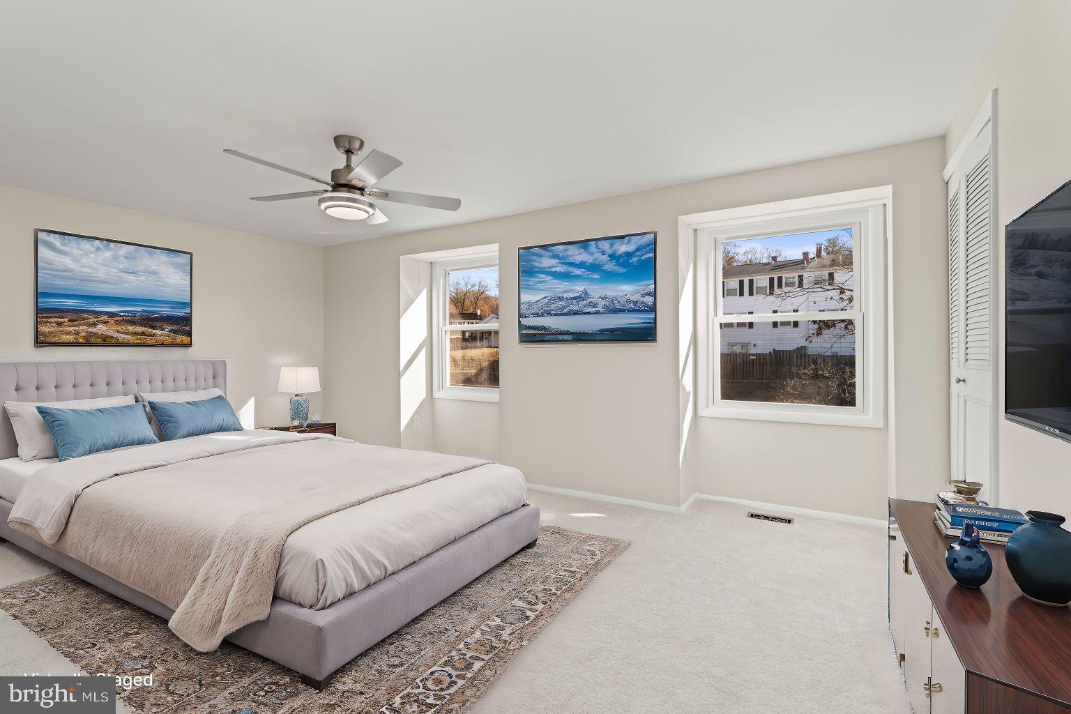 CROFTON TOWNE/PARK - Residential