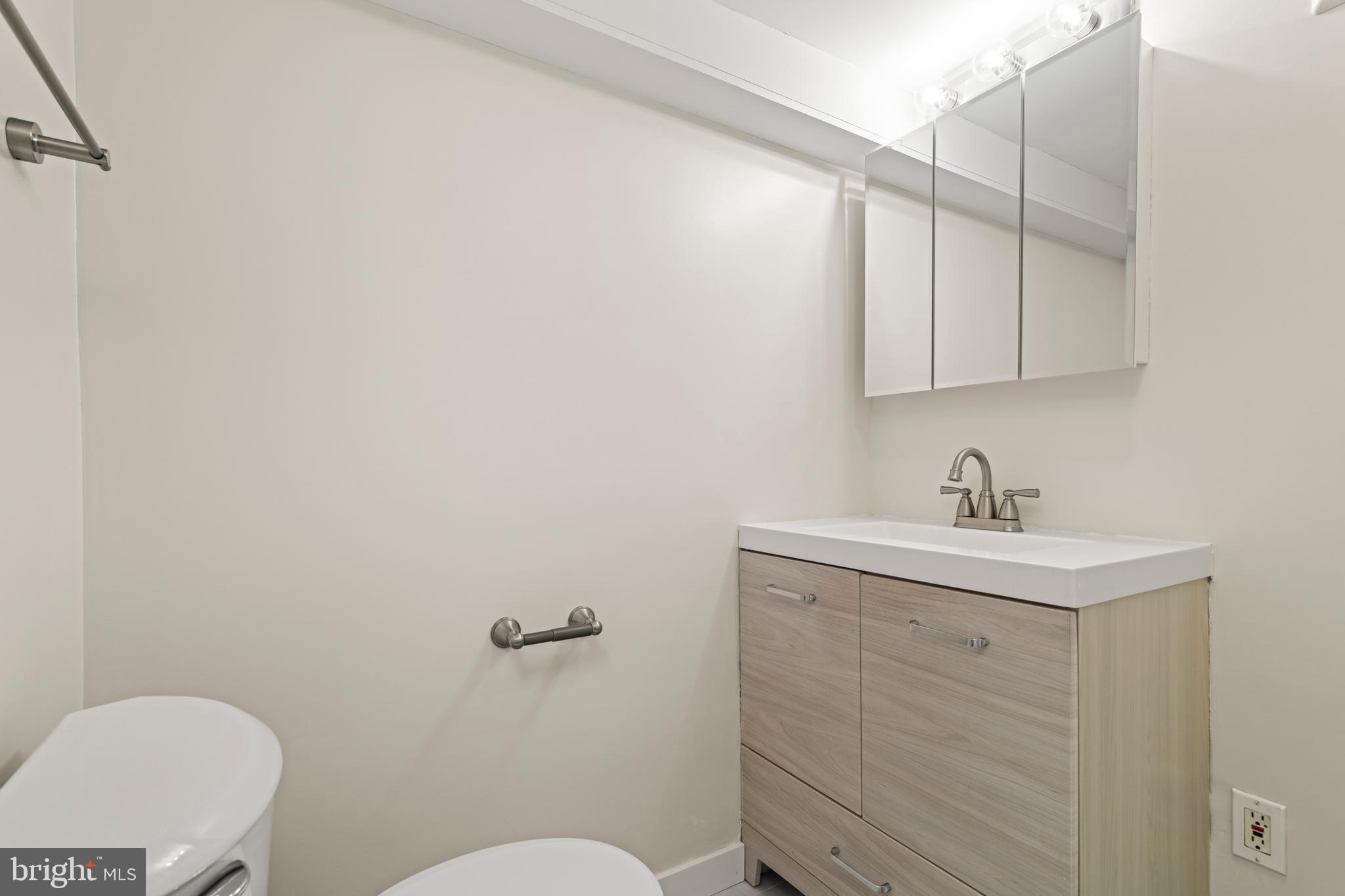 CROFTON TOWNE/PARK - Residential