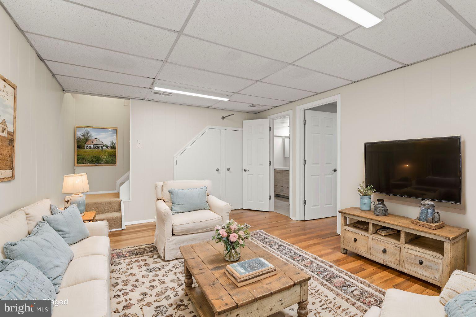 CROFTON TOWNE/PARK - Residential