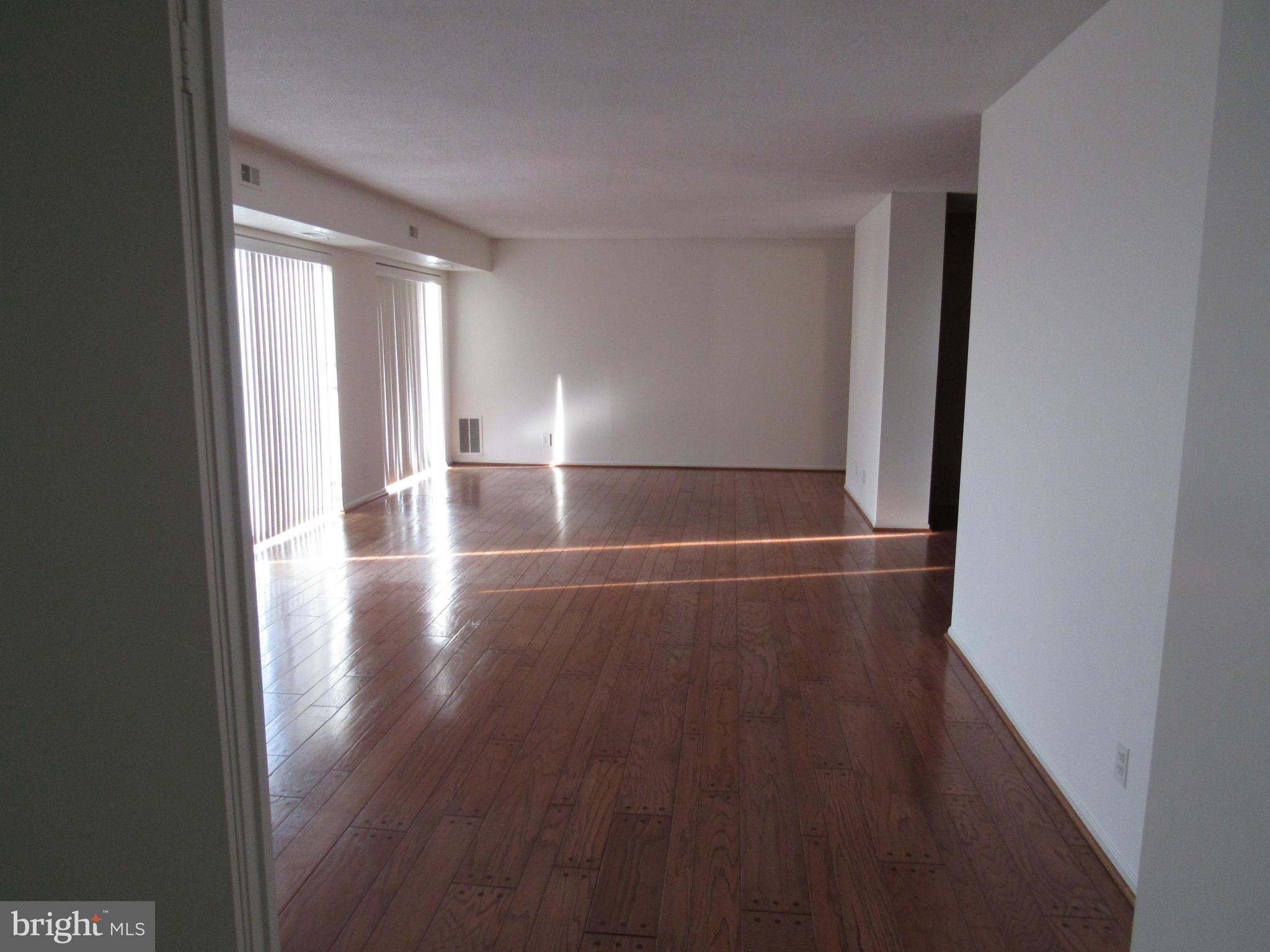 ROTONDA - Residential Lease