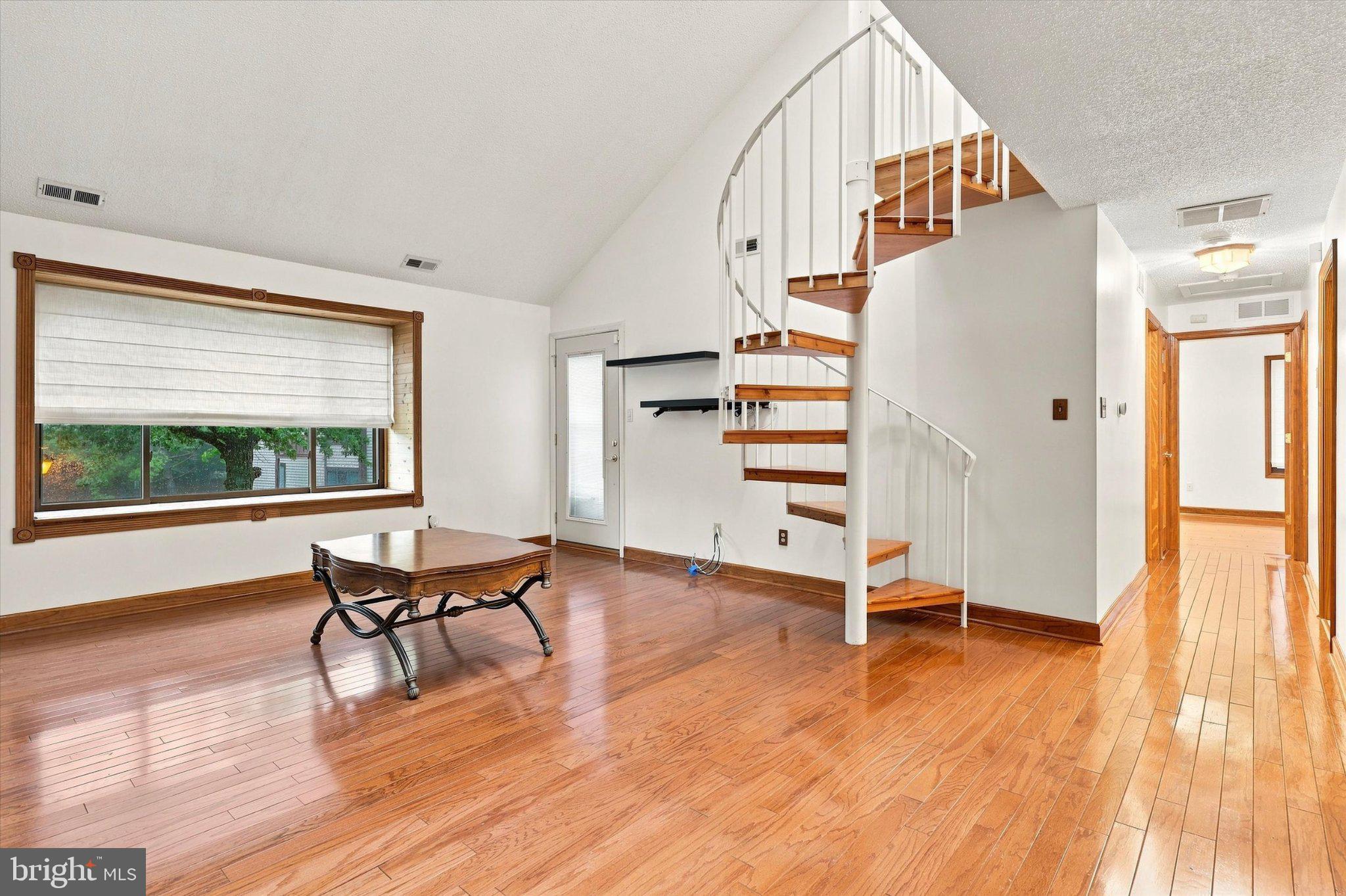 4703 B DUNBARTON ROAD