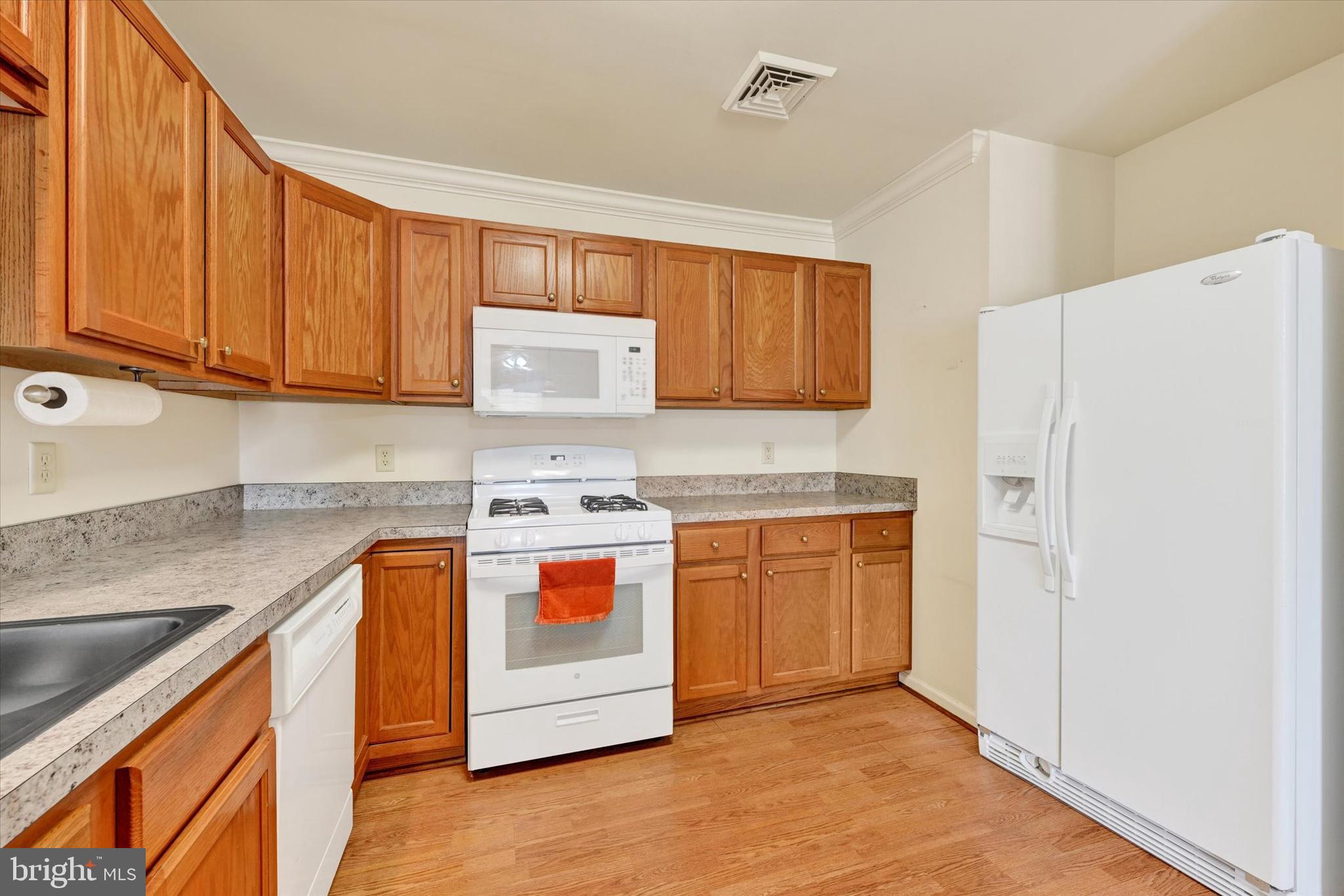 EQUINE MEADOWS - Residential