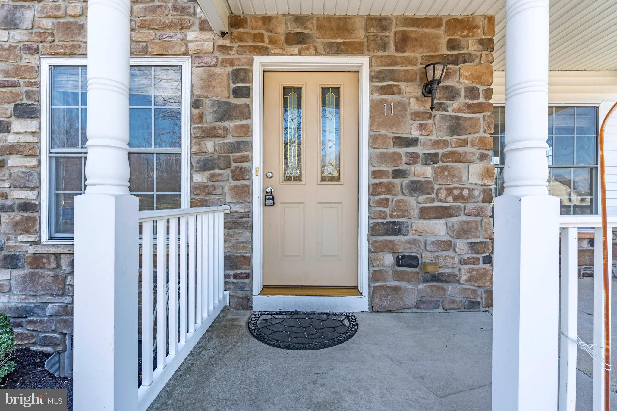 11 OSMOND WAY