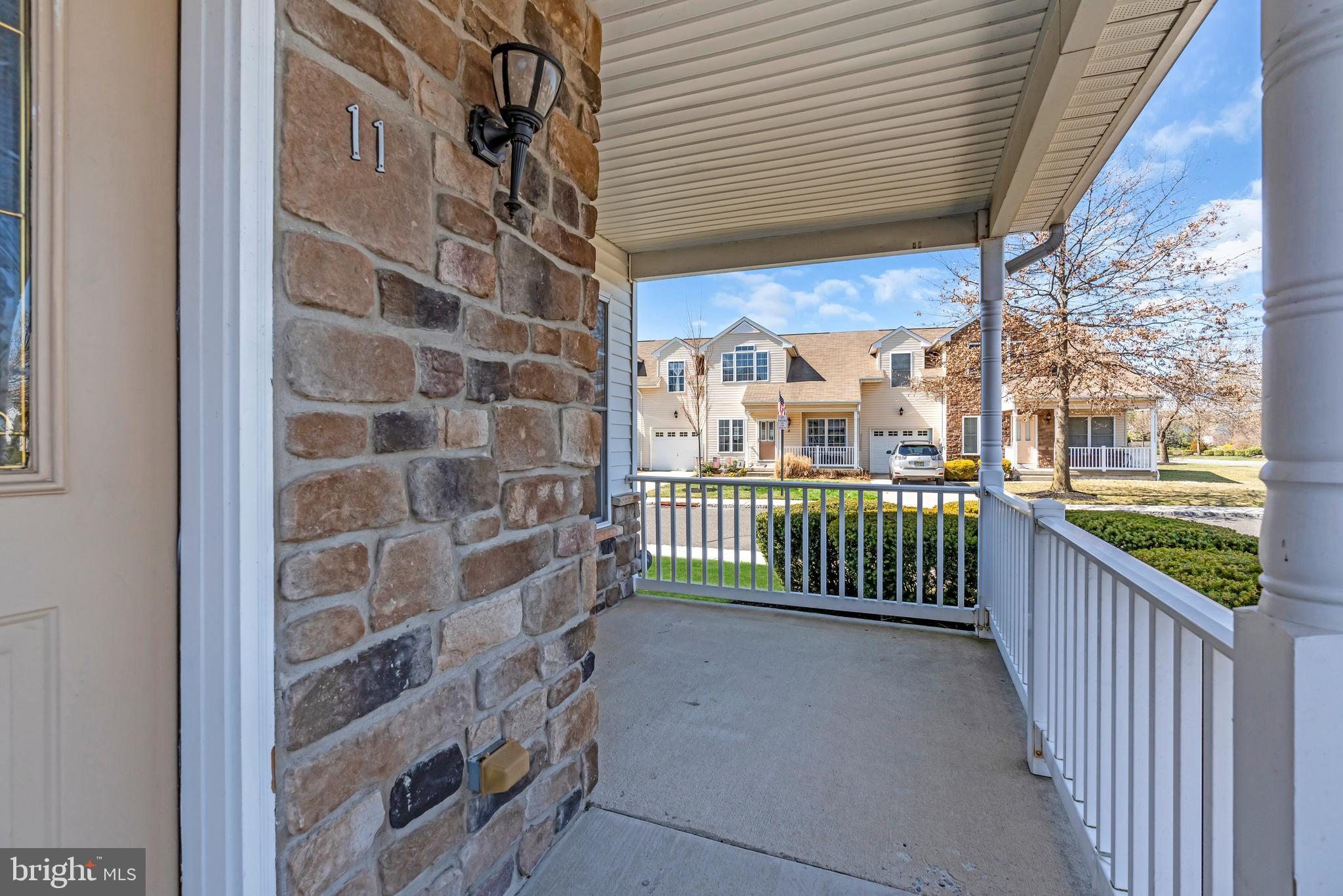 11 OSMOND WAY