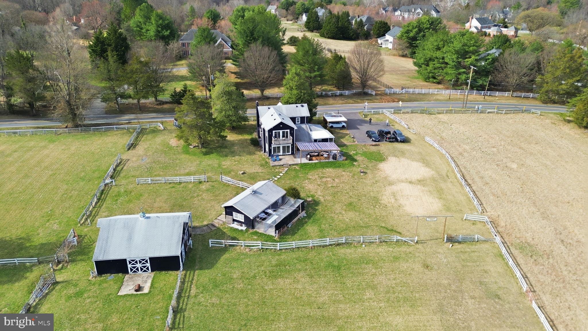 DARNESTOWN OUTSIDE - Residential