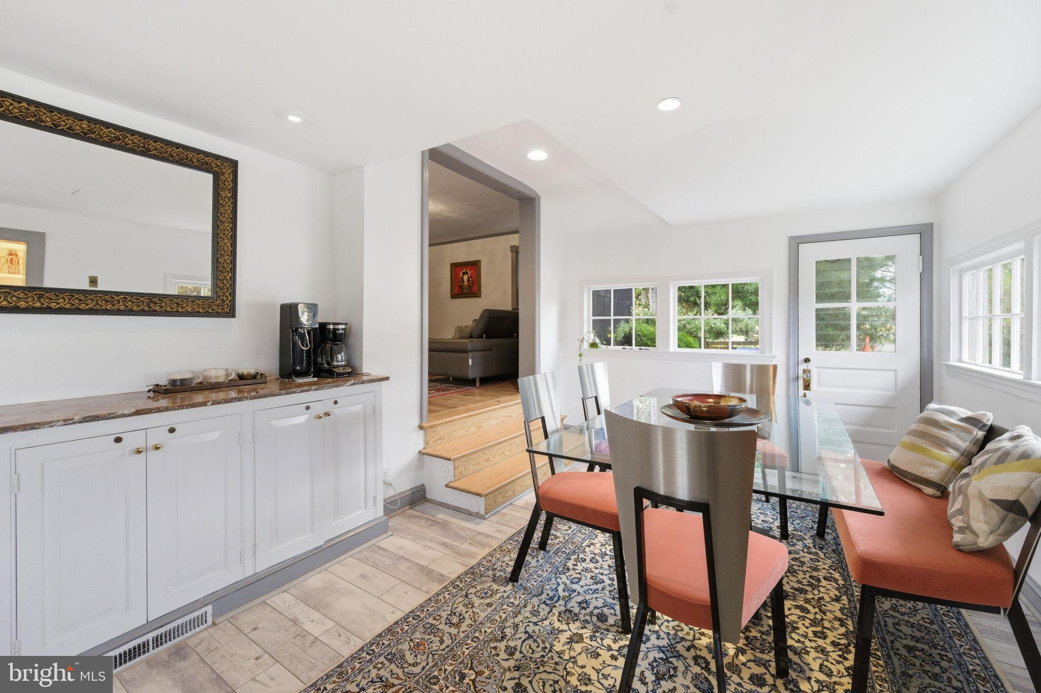 DARNESTOWN OUTSIDE - Residential