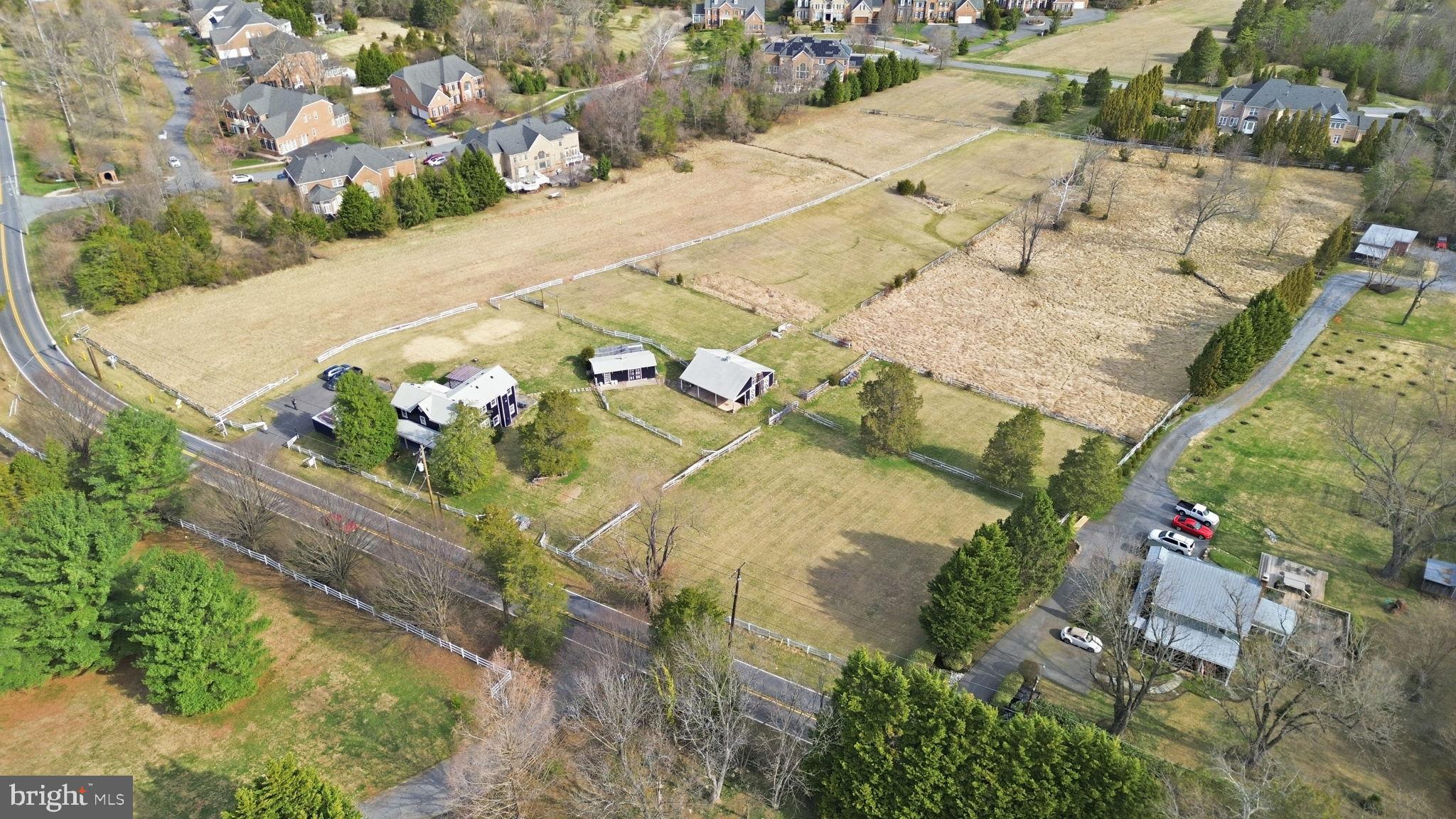 DARNESTOWN OUTSIDE - Residential