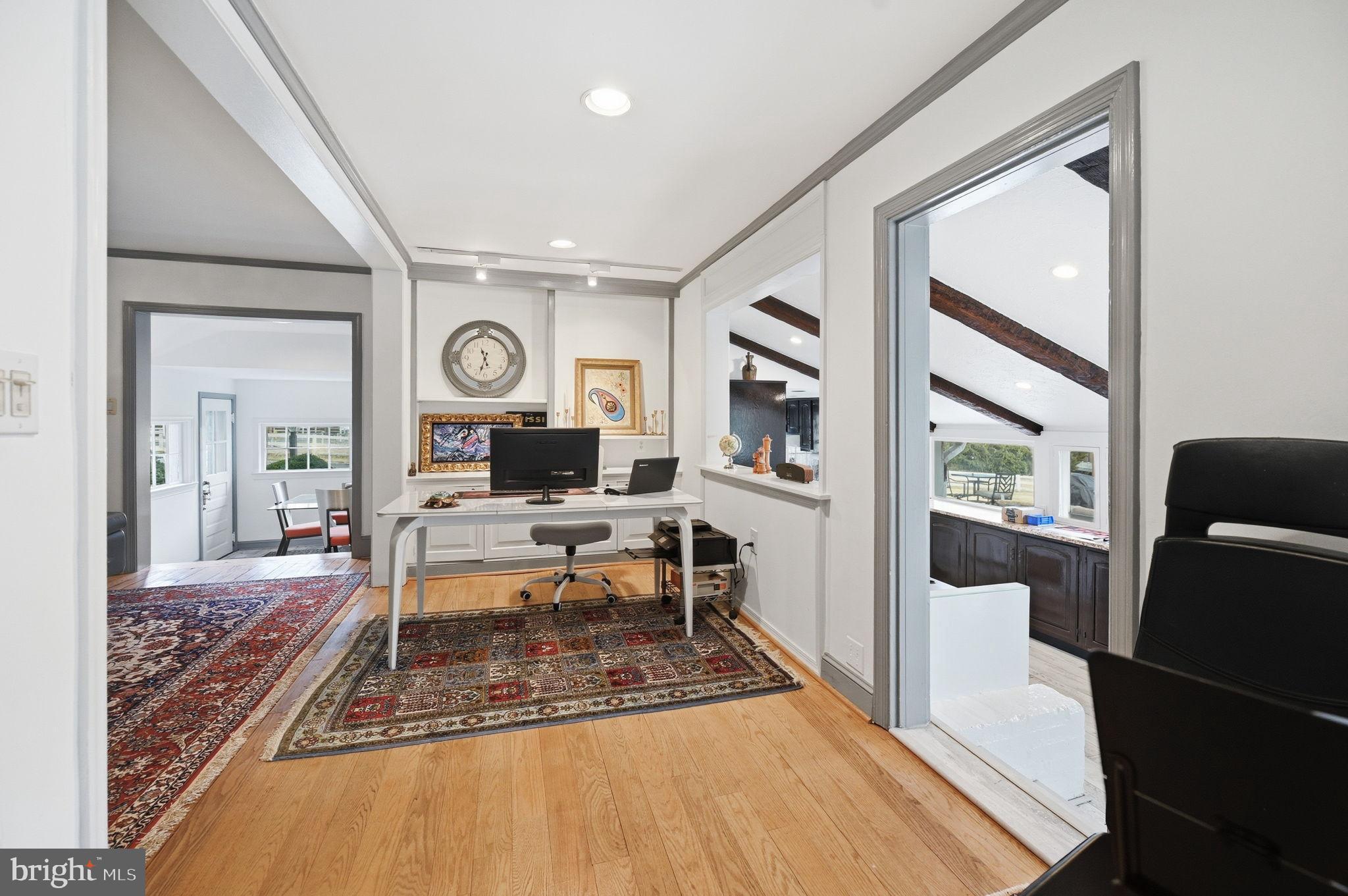 DARNESTOWN OUTSIDE - Residential